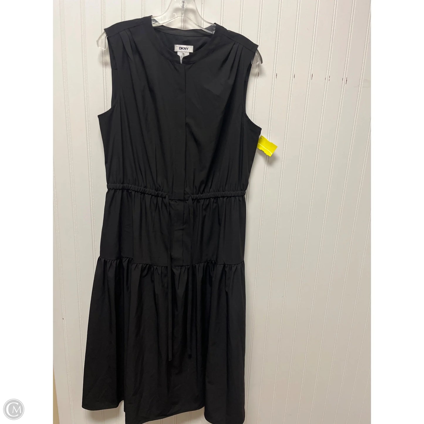 Dress Casual Midi By Dkny In Black, Size: L
