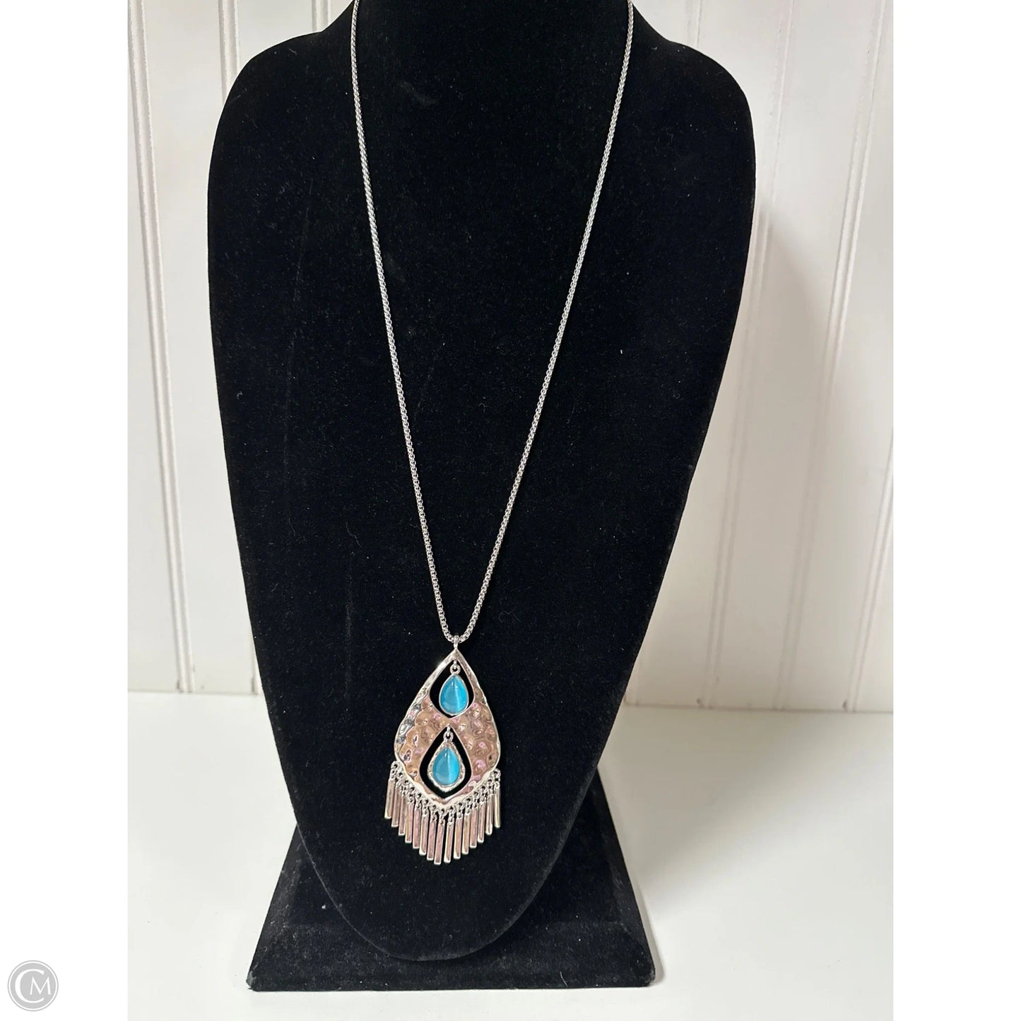 Necklace Pendant By Clothes Mentor, Size: 1