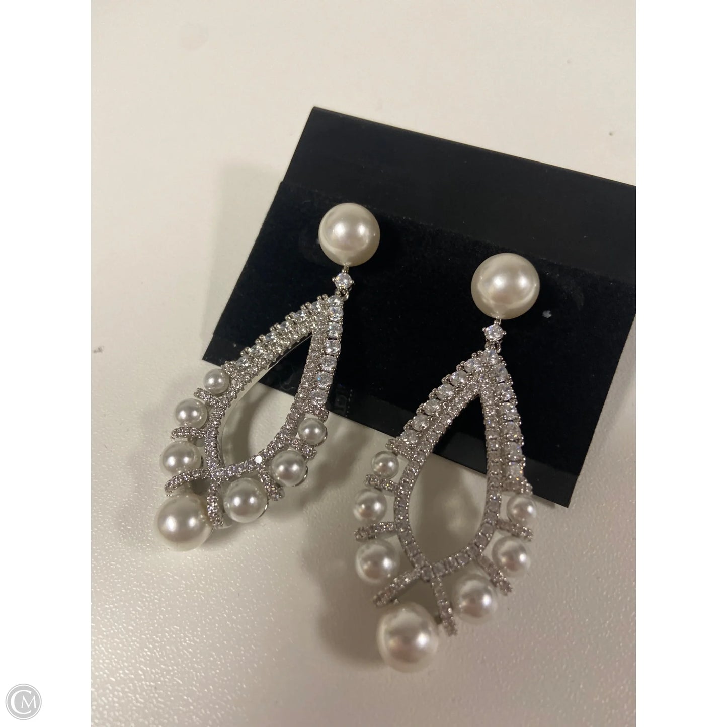 Earrings Dangle/drop By Clothes Mentor, Size: 1