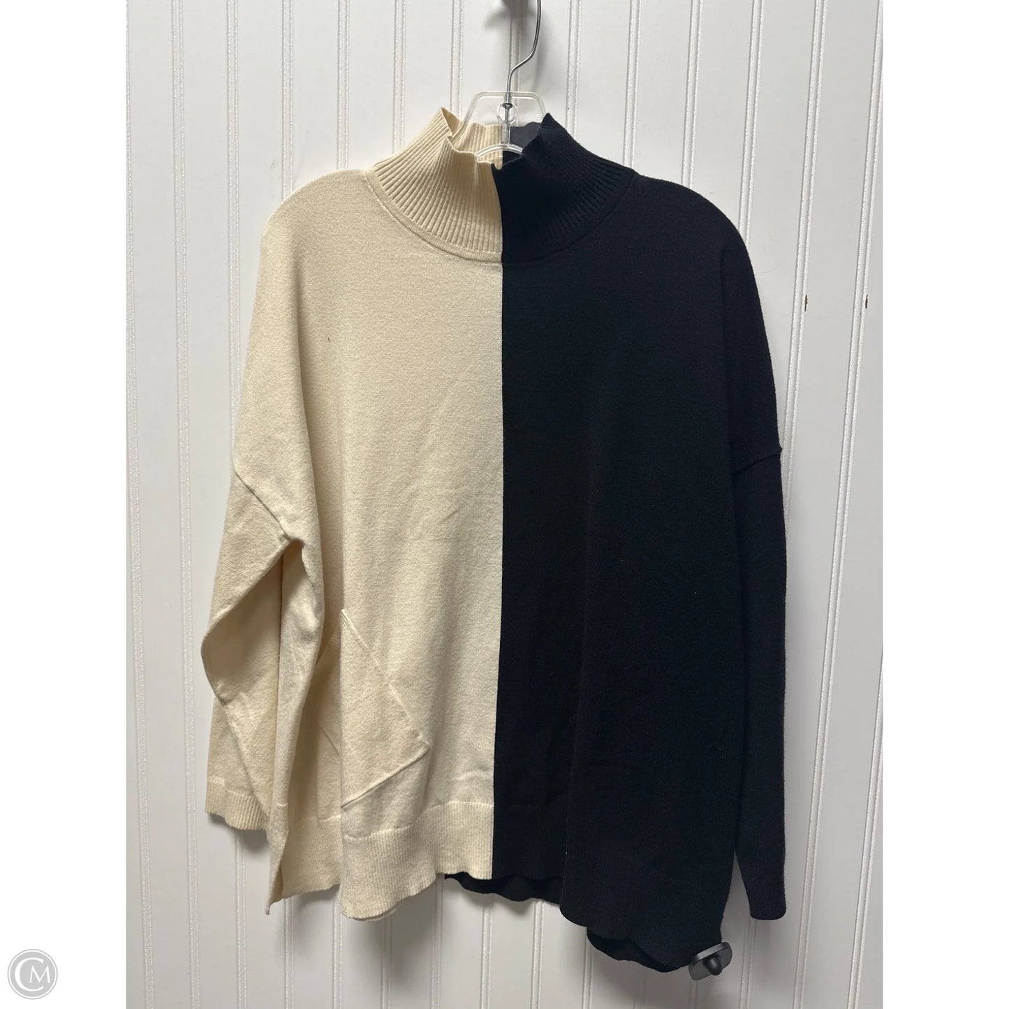 Sweater By Clothes Mentor In Black & Cream, Size: 1x