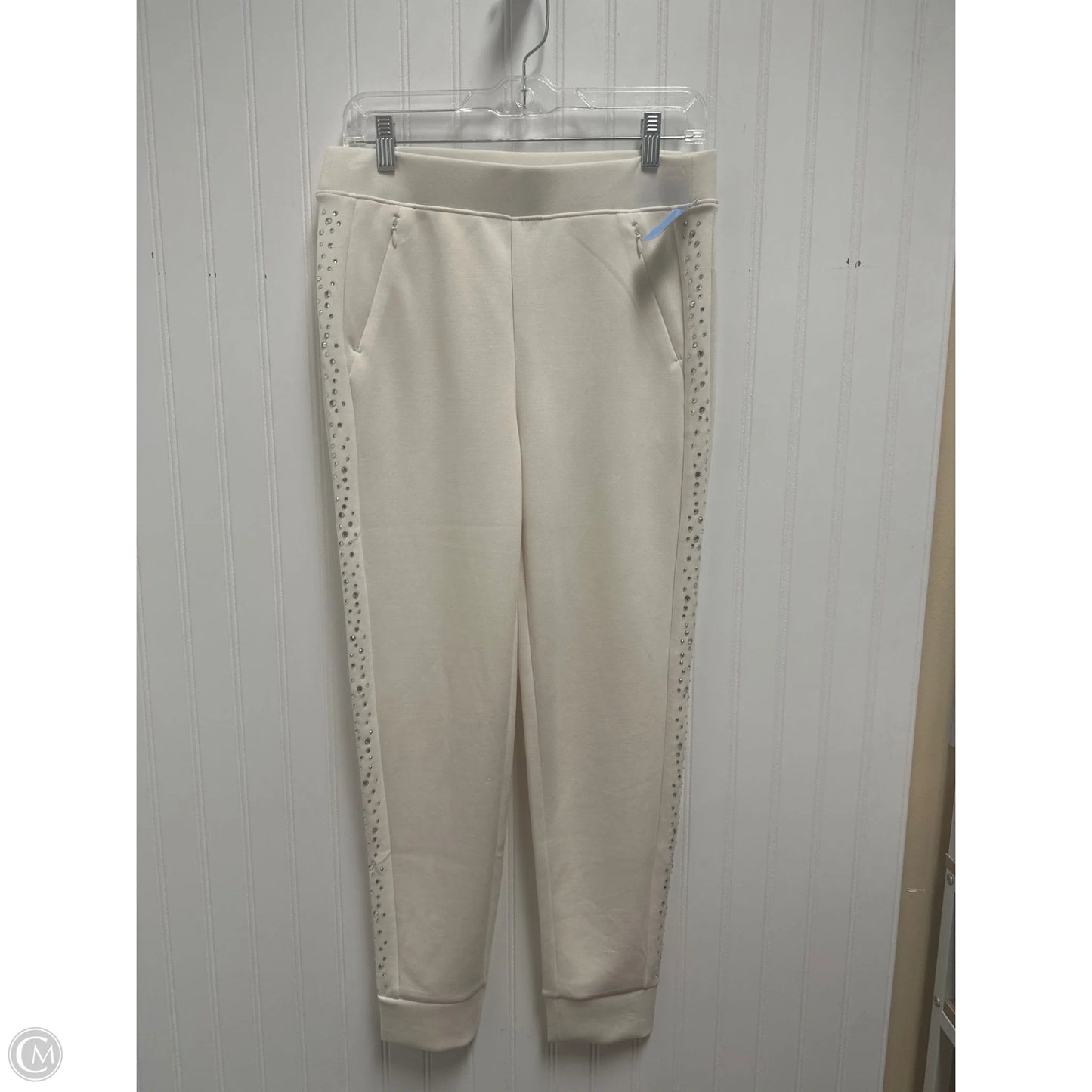 Pants Joggers By Chicos In Cream, Size: 6