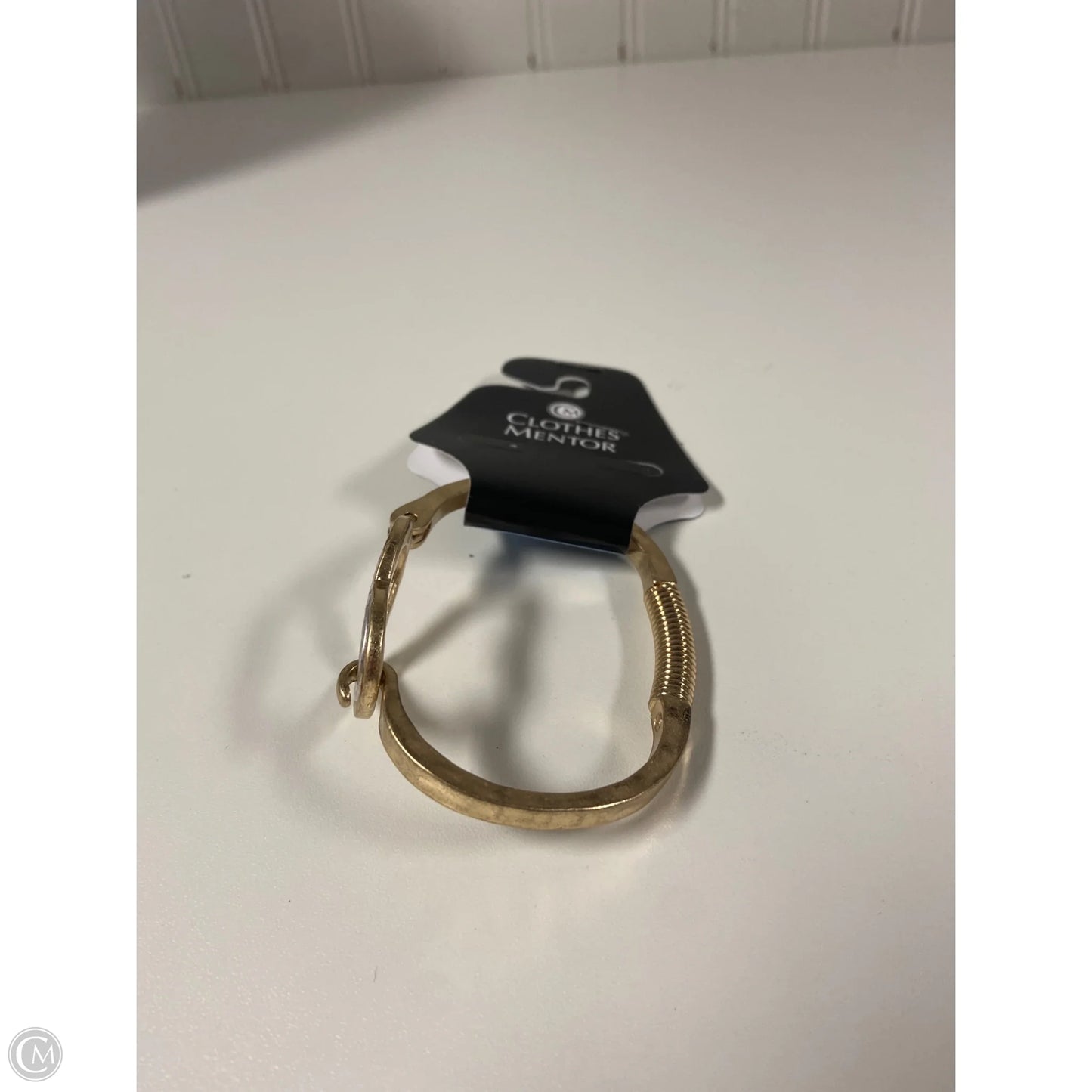 Bracelet Bangle By Clothes Mentor, Size: 1