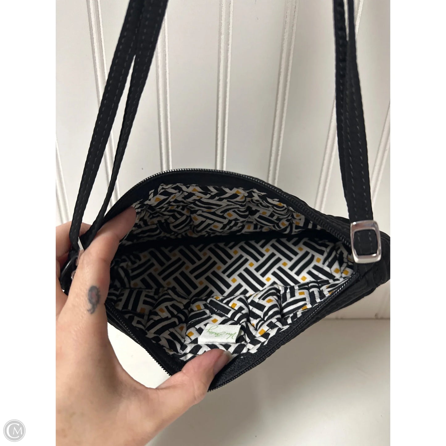 Handbag By Vera Bradley, Size: Small