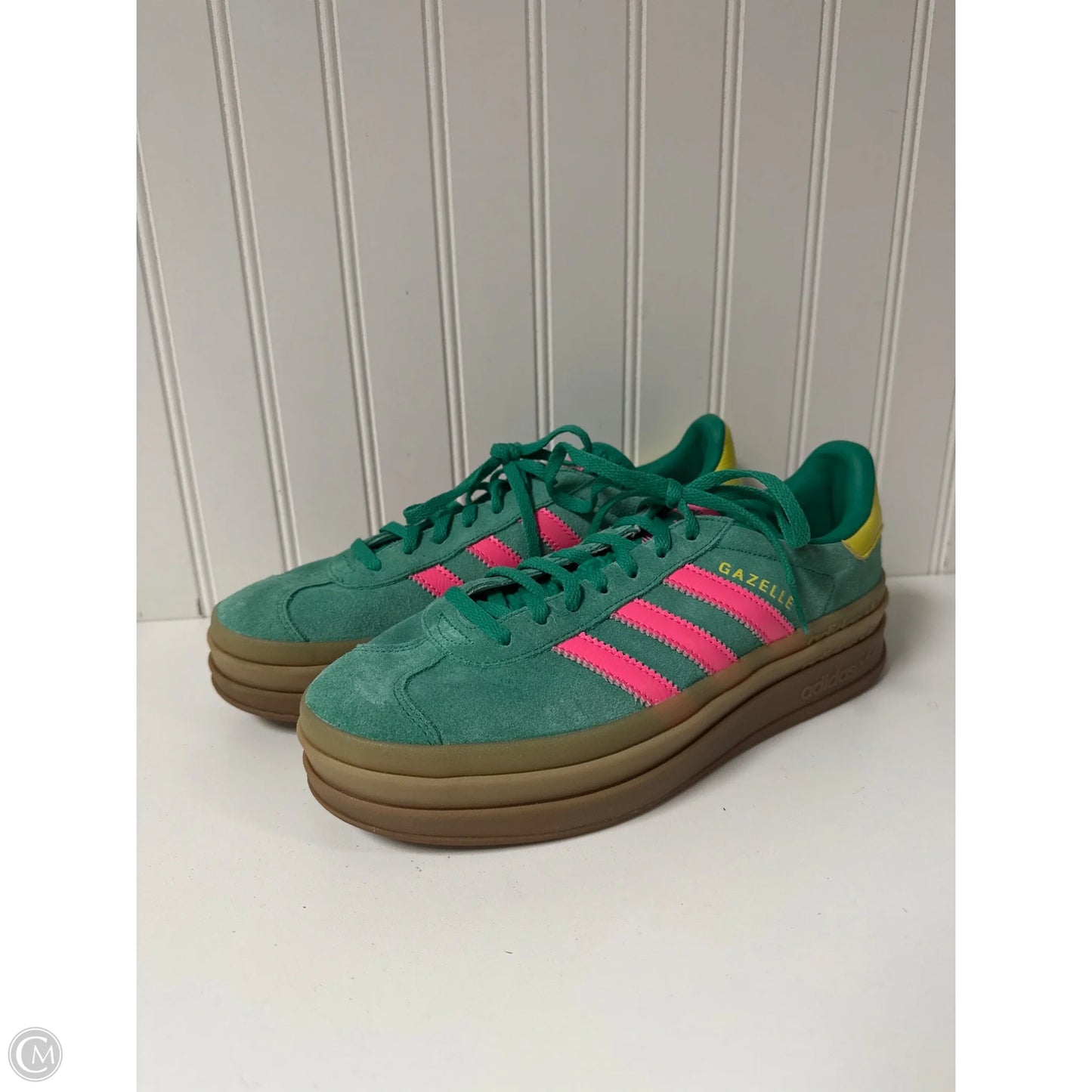 Shoes Sneakers Platform By Adidas In Green & Pink, Size: 9.5