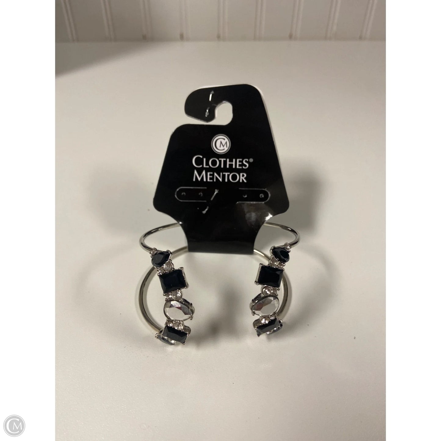 Bracelet Cuff By Clothes Mentor, Size: 1