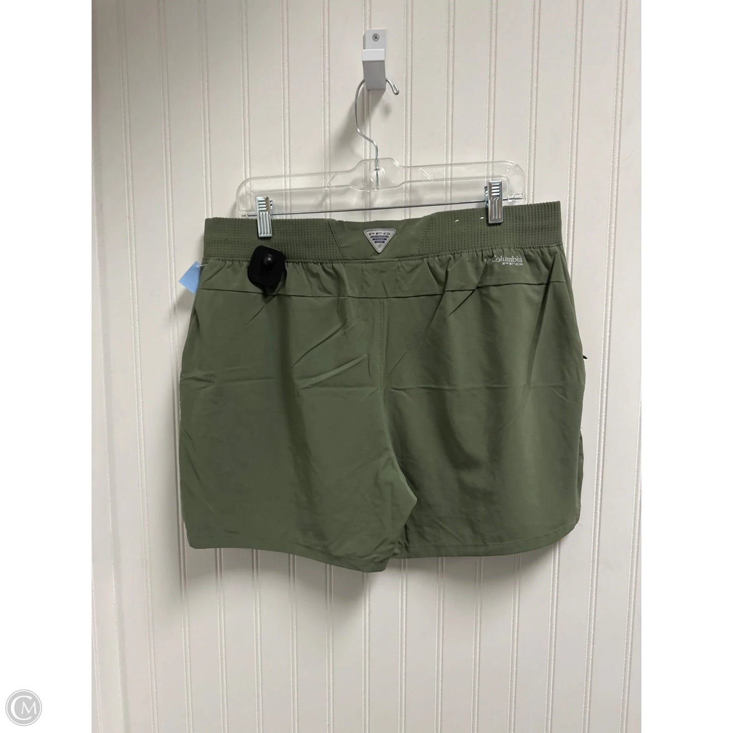 Athletic Shorts By Columbia In Green, Size: L