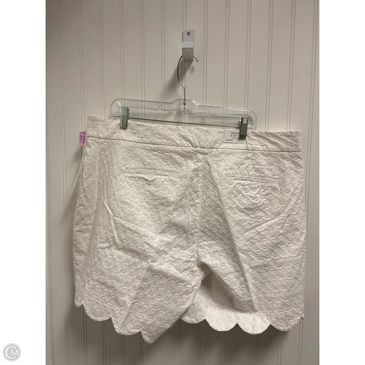 Shorts By Crown And Ivy In White, Size: 20