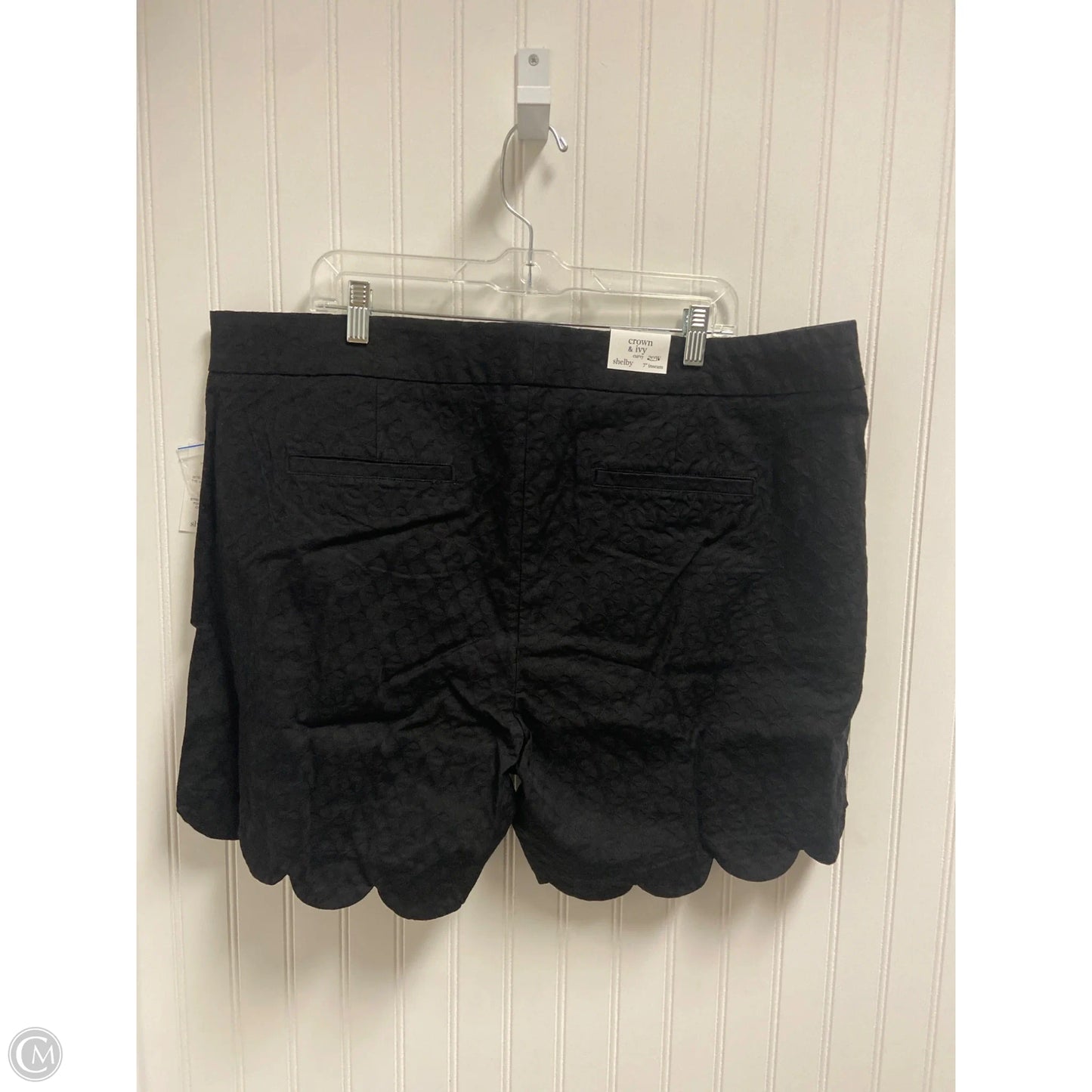 Shorts By Crown And Ivy In Black, Size: 20