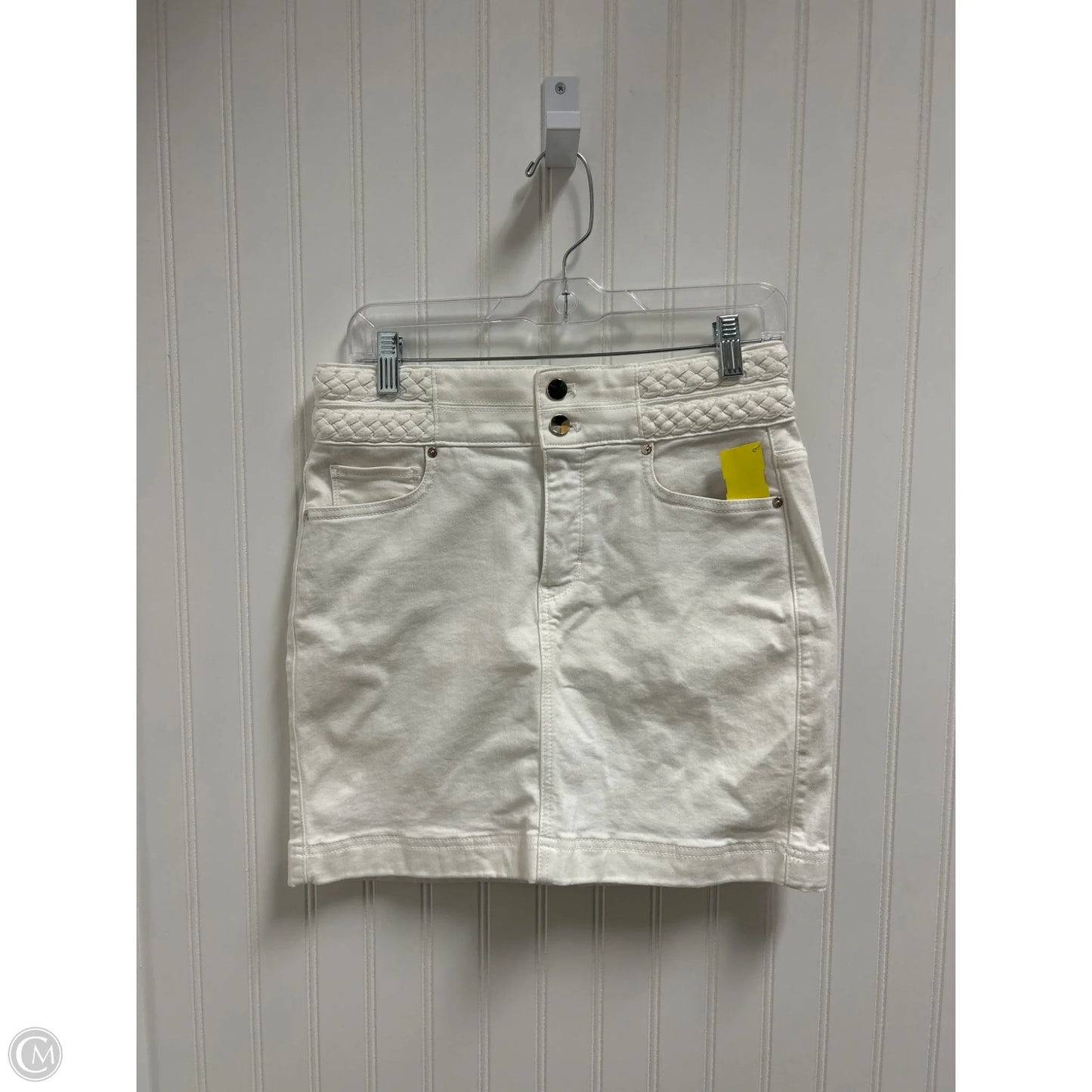 Skirt Mini & Short By White House Black Market In White, Size: 4
