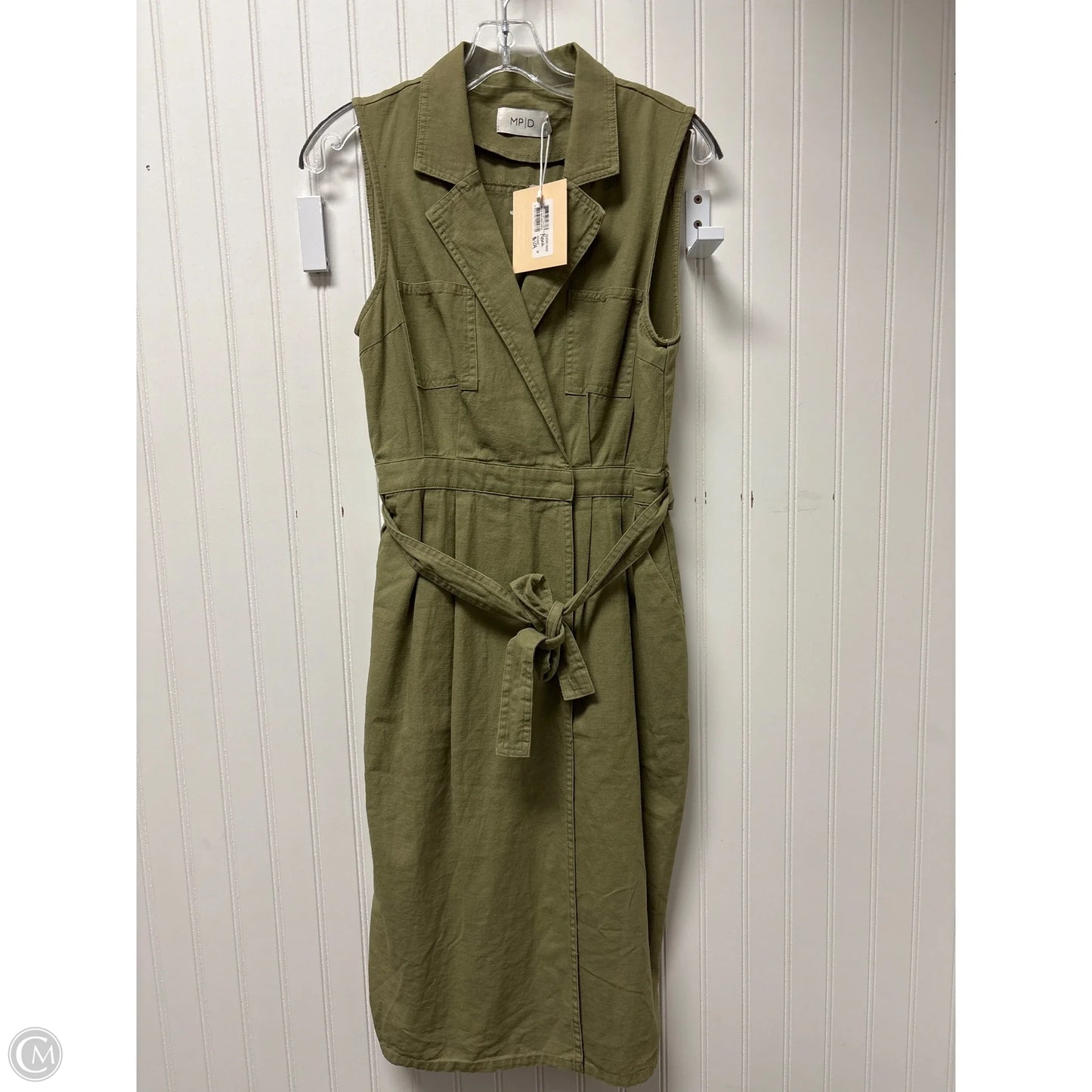 Dress Casual Short By Clothes Mentor In Green, Size: M