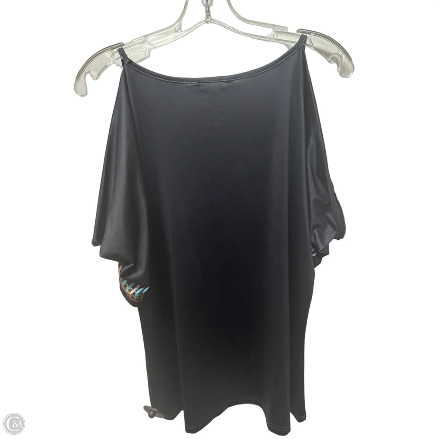 Top Short Sleeve By Noracora In Black, Size: M