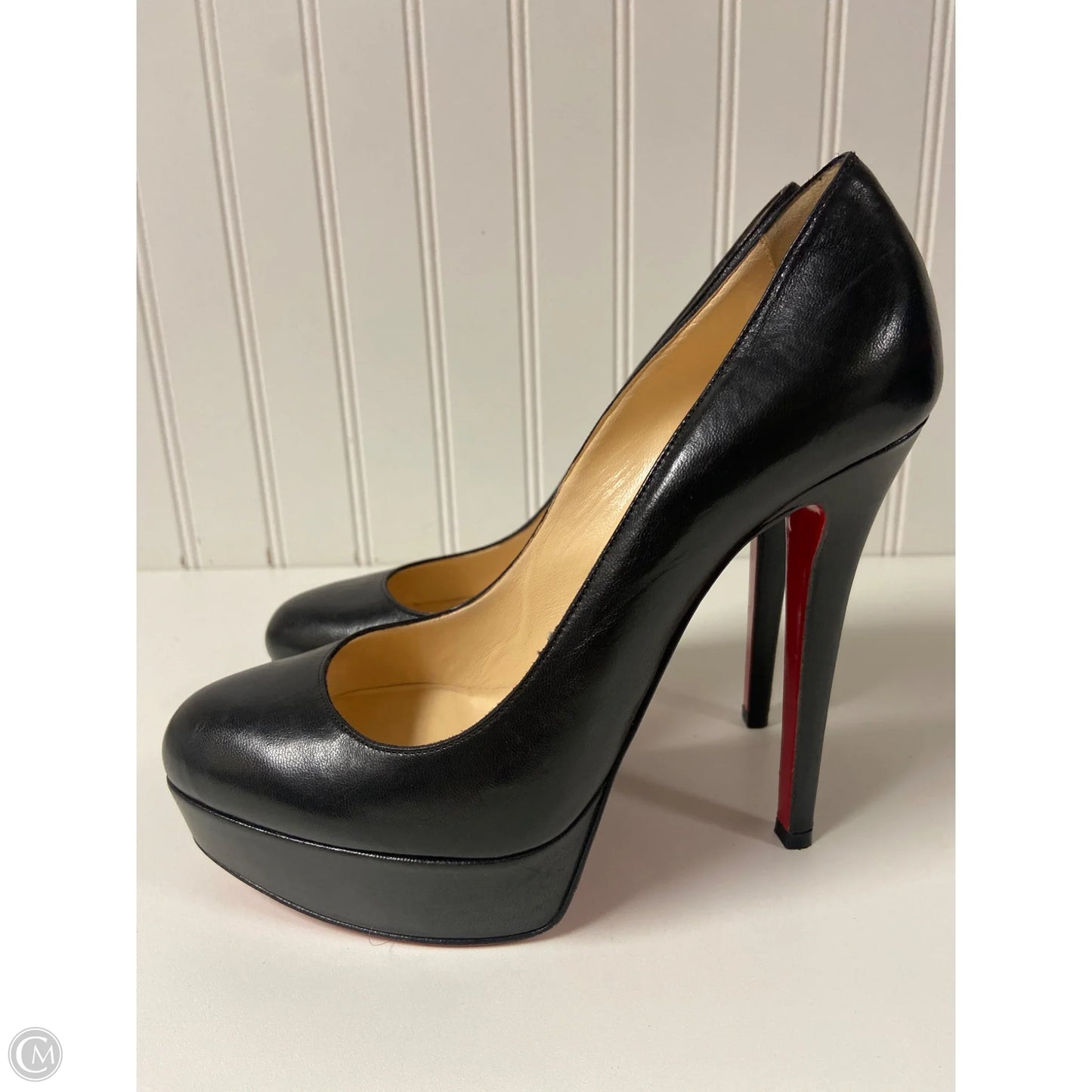 Shoes Luxury Designer By Christian Louboutin In Black, Size: 6.5