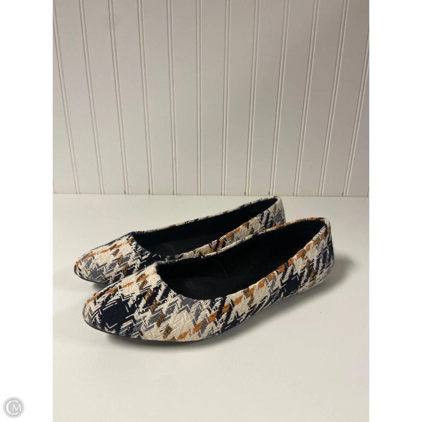 Shoes Flats By Kelly And Katie In Black & Yellow, Size: 9