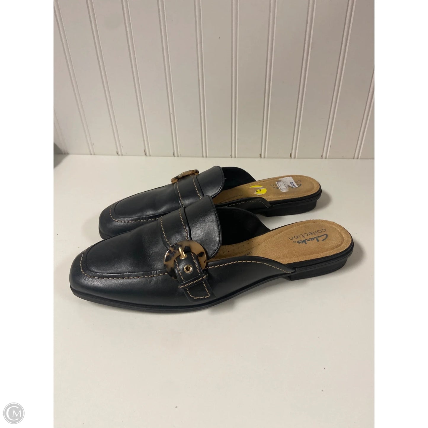 Shoes Flats By Clarks In Black, Size: 10