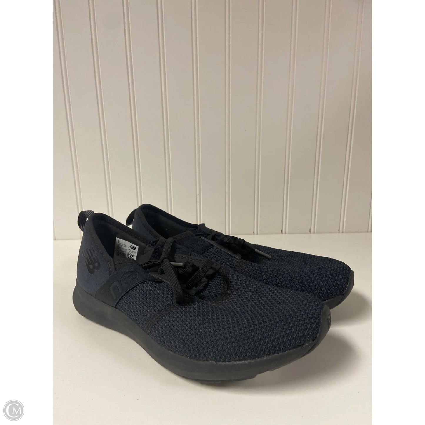 Shoes Sneakers By New Balance In Black, Size: 9