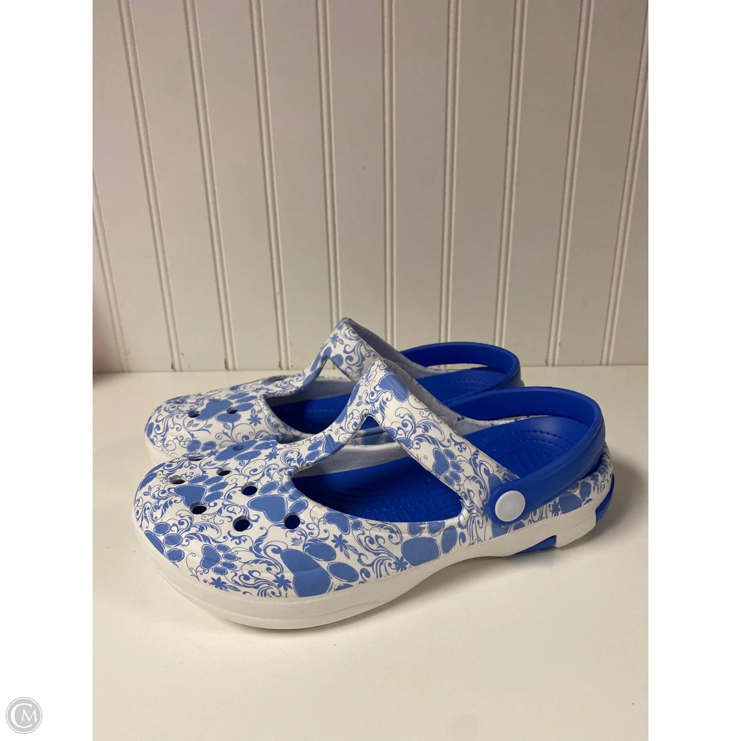 Shoes Flats By Clothes Mentor In Blue & White, Size: 8