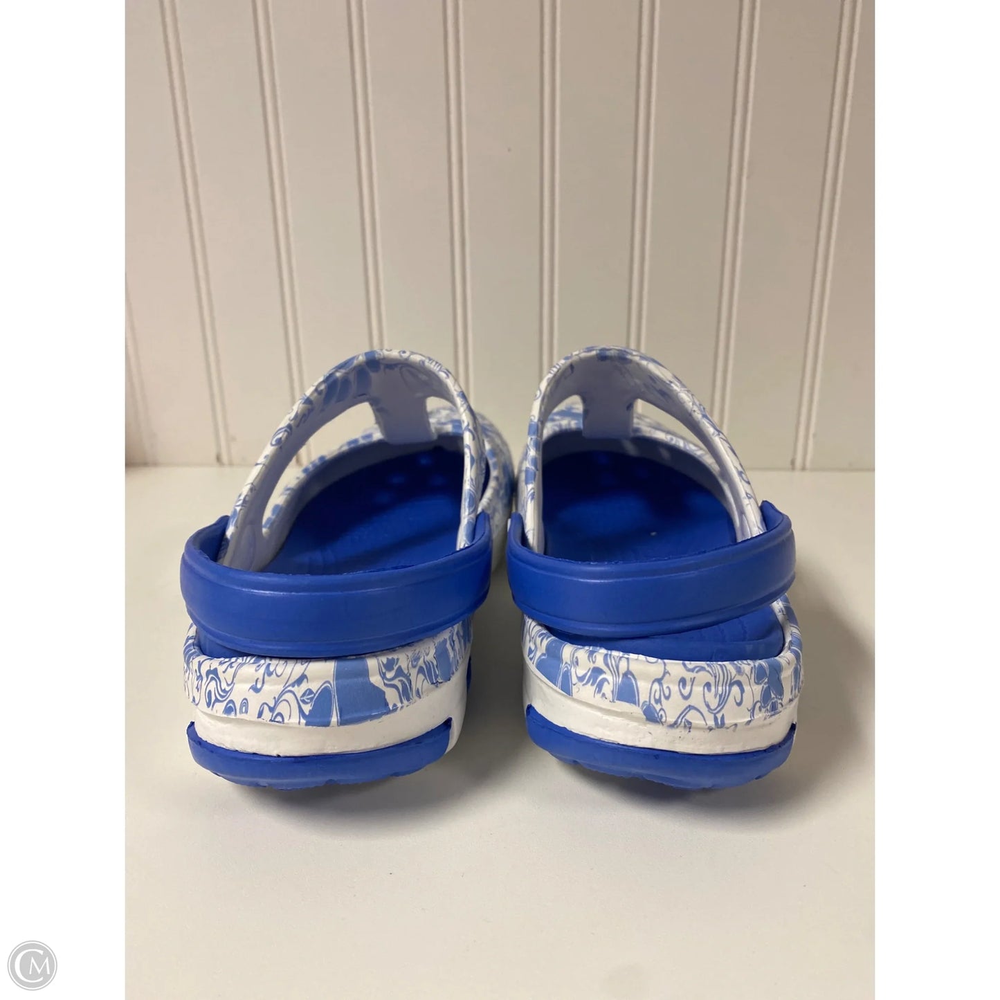 Shoes Flats By Clothes Mentor In Blue & White, Size: 8