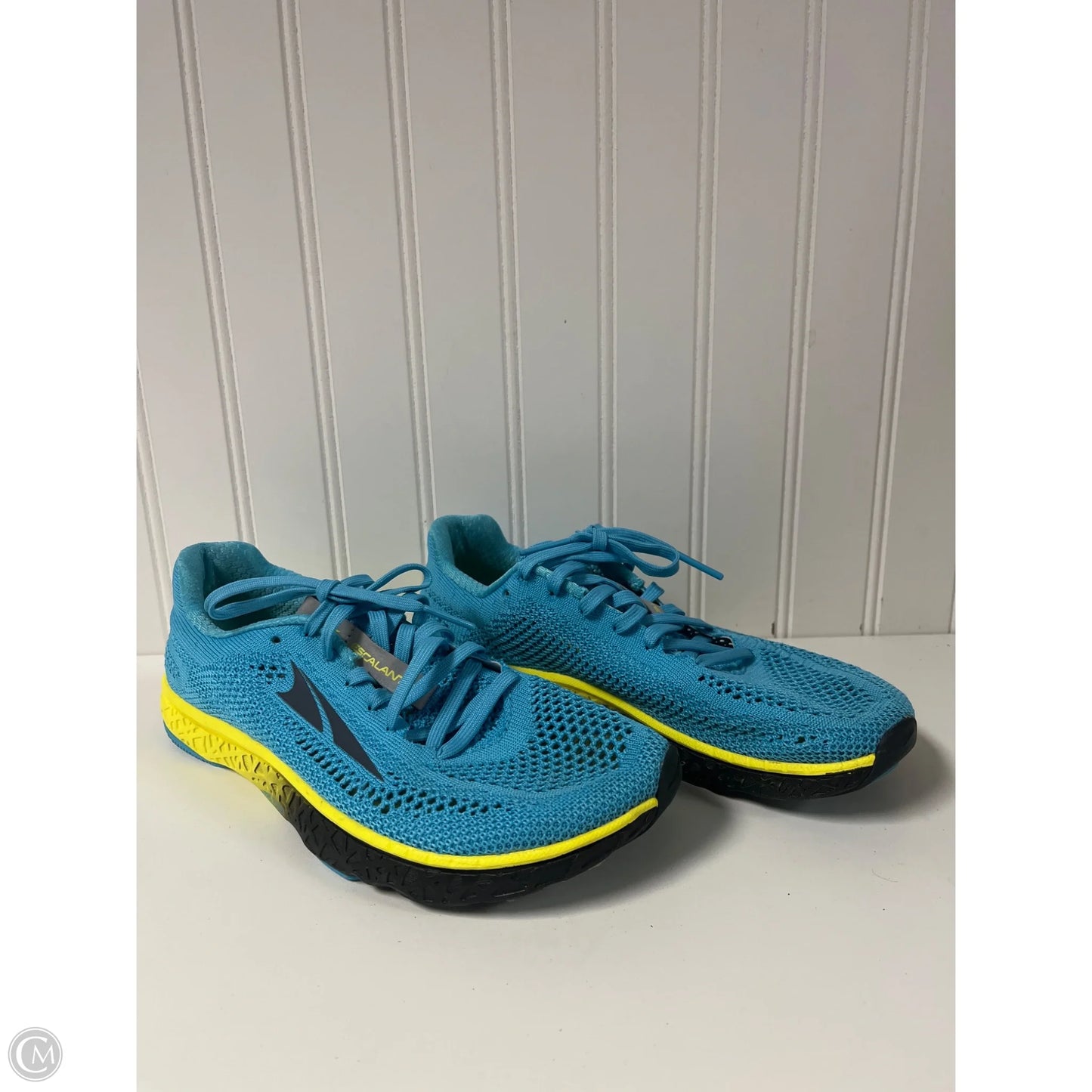 Shoes Athletic By Clothes Mentor In Blue, Size: 6.5