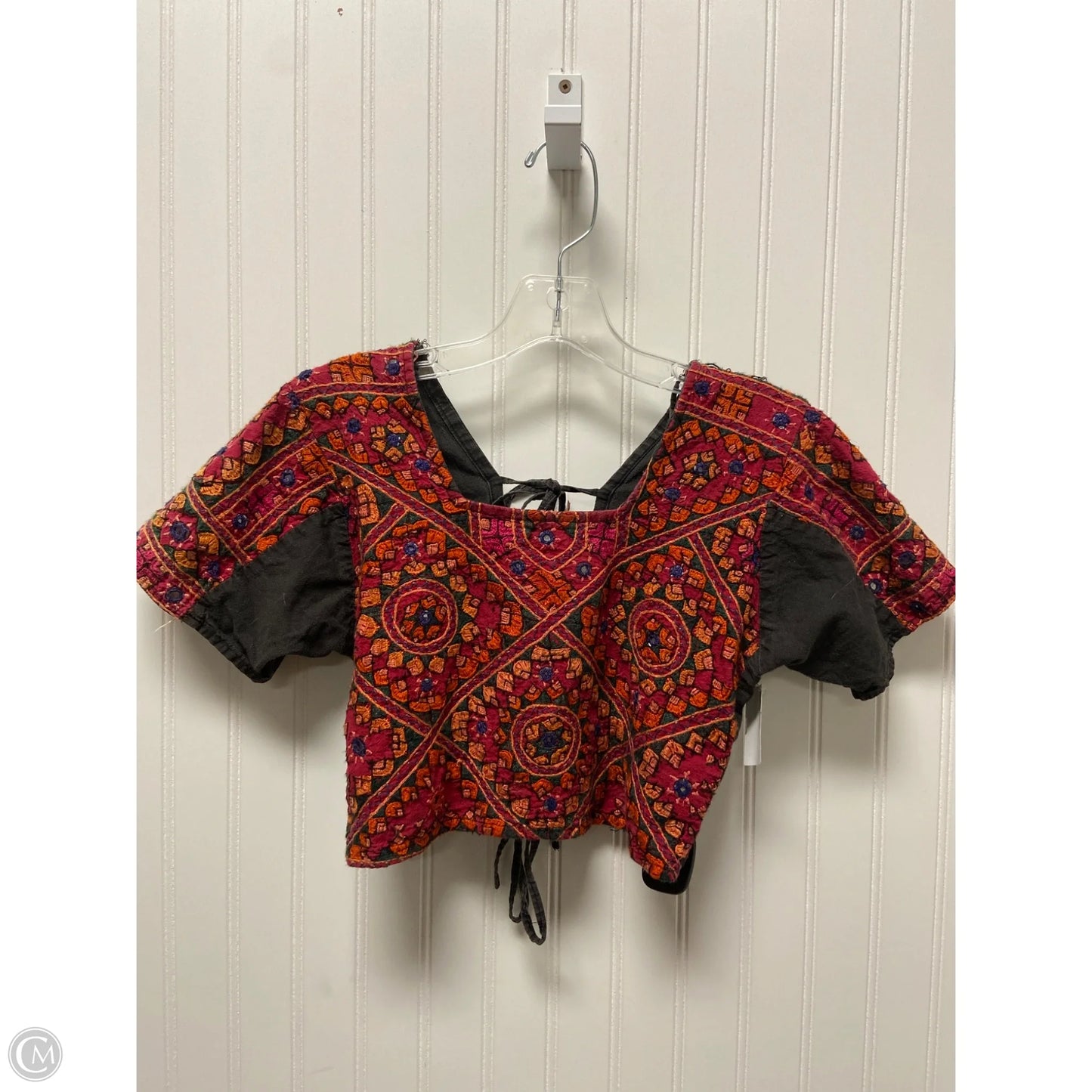 Top Short Sleeve By Clothes Mentor In Grey, Size: M