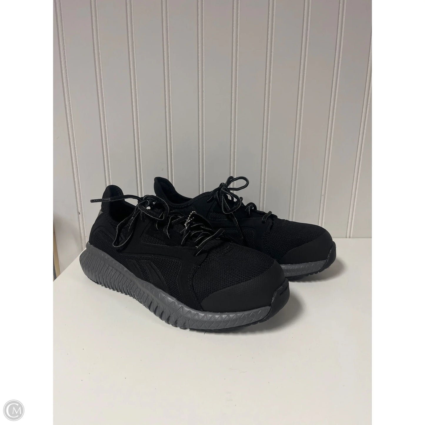 Shoes Athletic By Reebok In Black, Size: 7.5