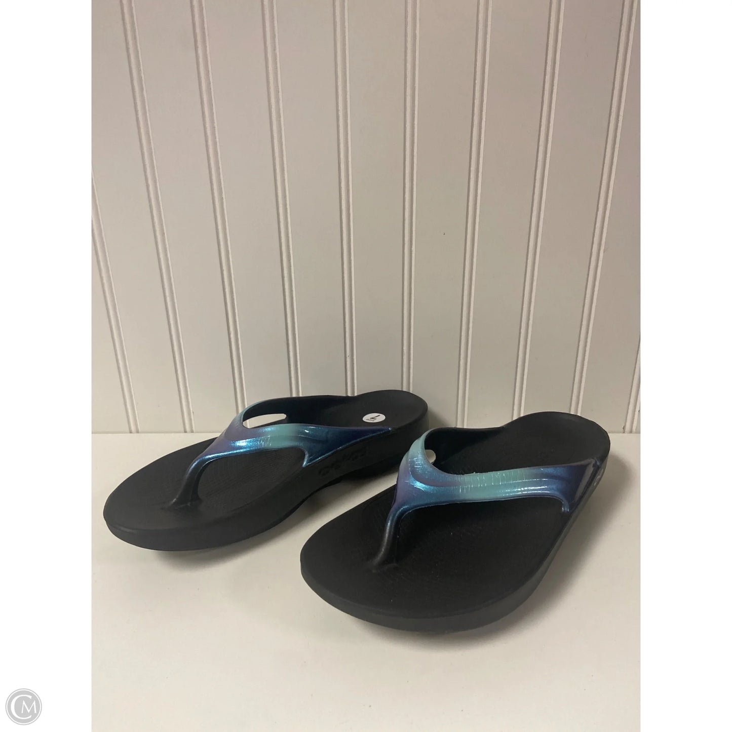 Sandals Flip Flops By Oofos In Black, Size: 7