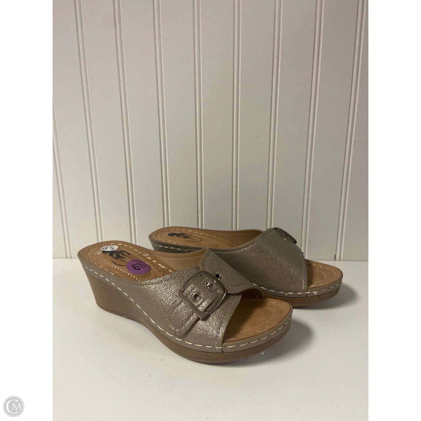 Sandals Heels Wedge By Clothes Mentor In Silver, Size: 6.5