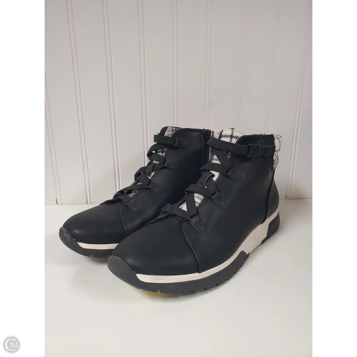 Shoes Sneakers By Life Stride In Black, Size: 8