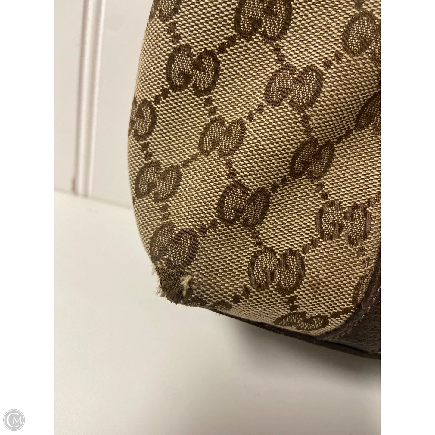 Handbag Luxury Designer By Gucci, Size: Medium