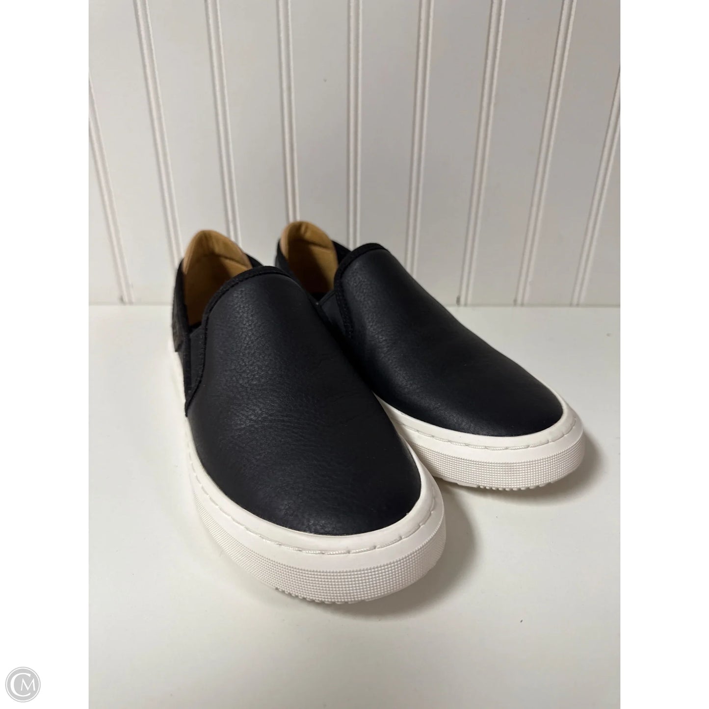 Shoes Designer By Ugg In Black & Brown, Size: 7.5