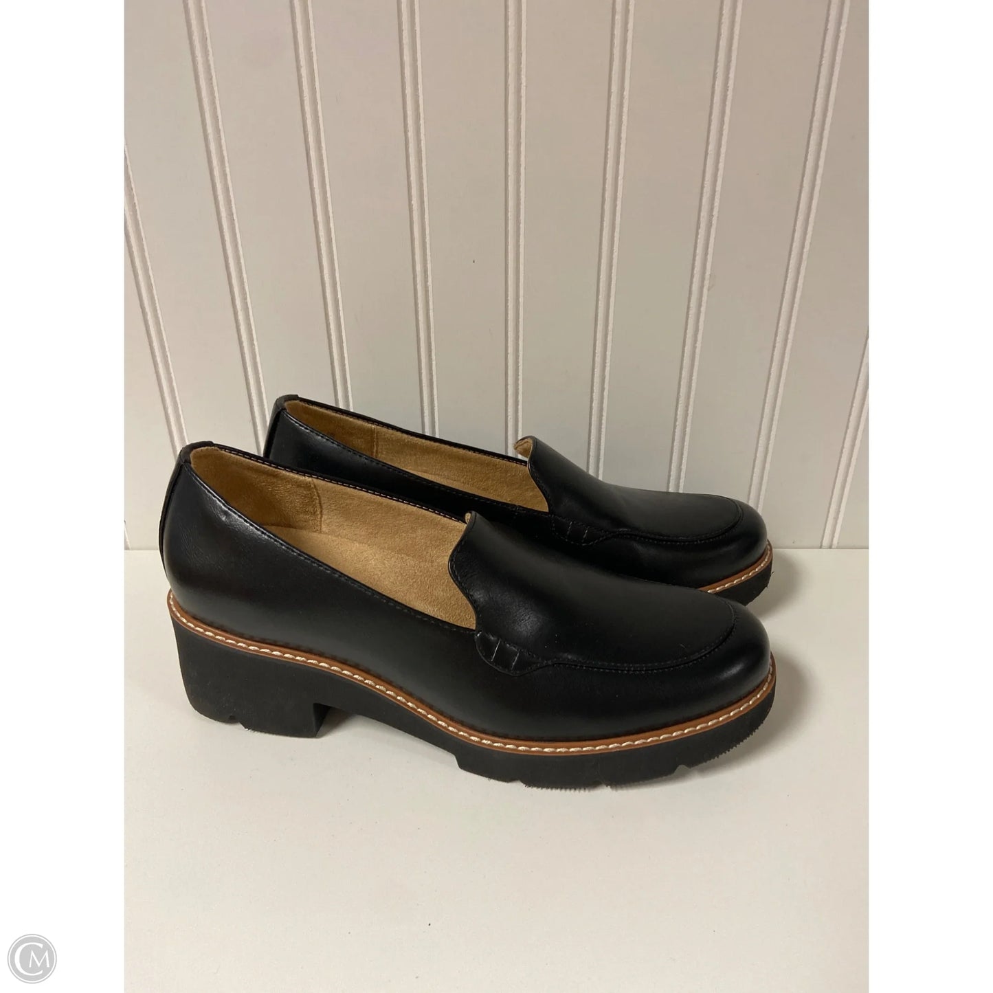 Shoes Flats By Naturalizer In Black, Size: 9.5