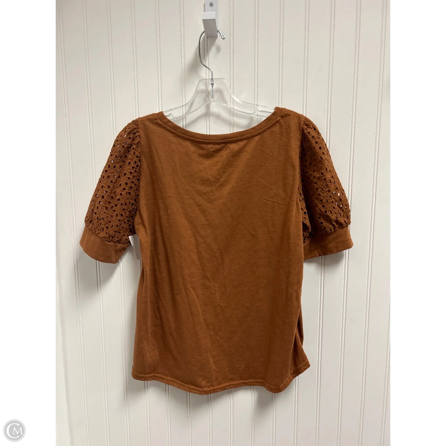 Top Short Sleeve By Jane And Delancey In Tan, Size: M