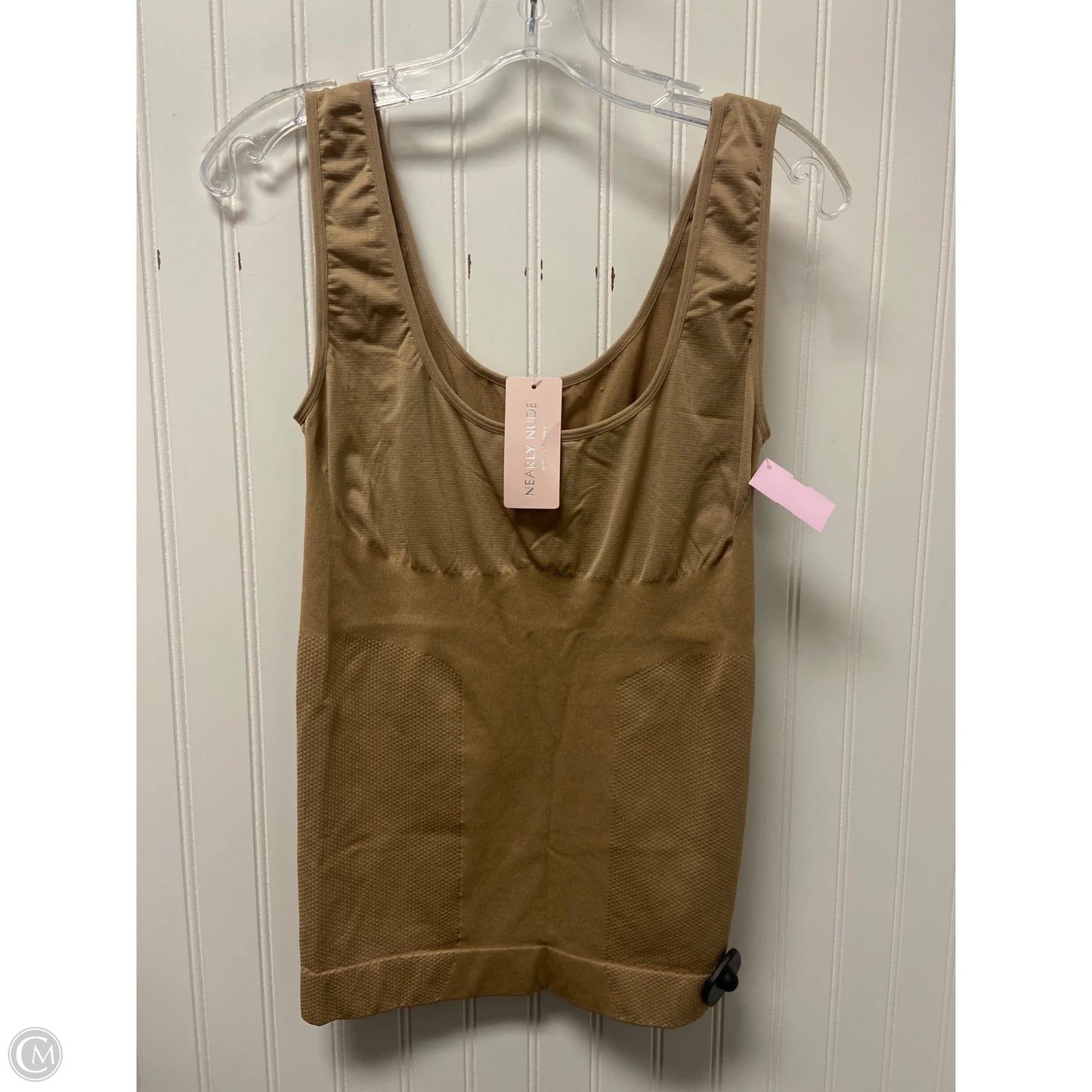 Top Sleeveless By Clothes Mentor In Tan, Size: 2x