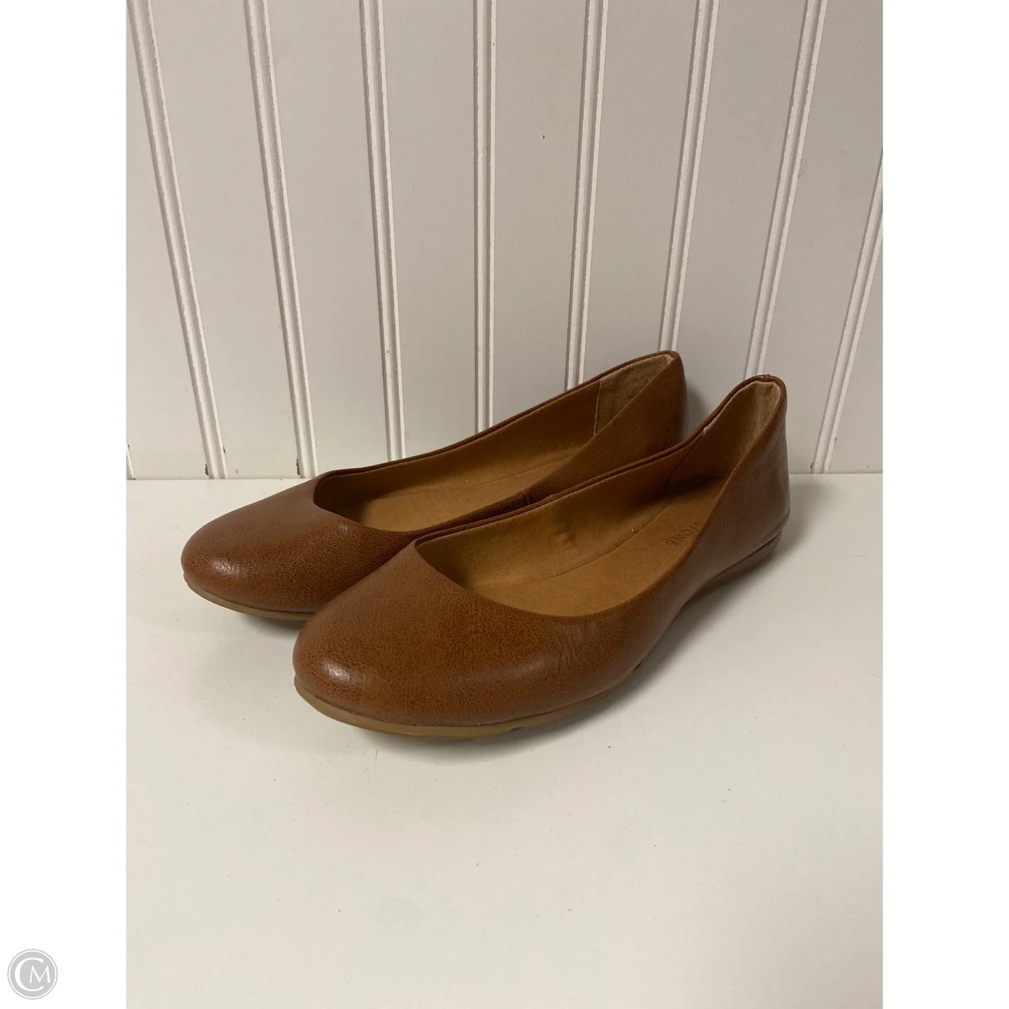 Shoes Flats By Clothes Mentor In Brown, Size: 9