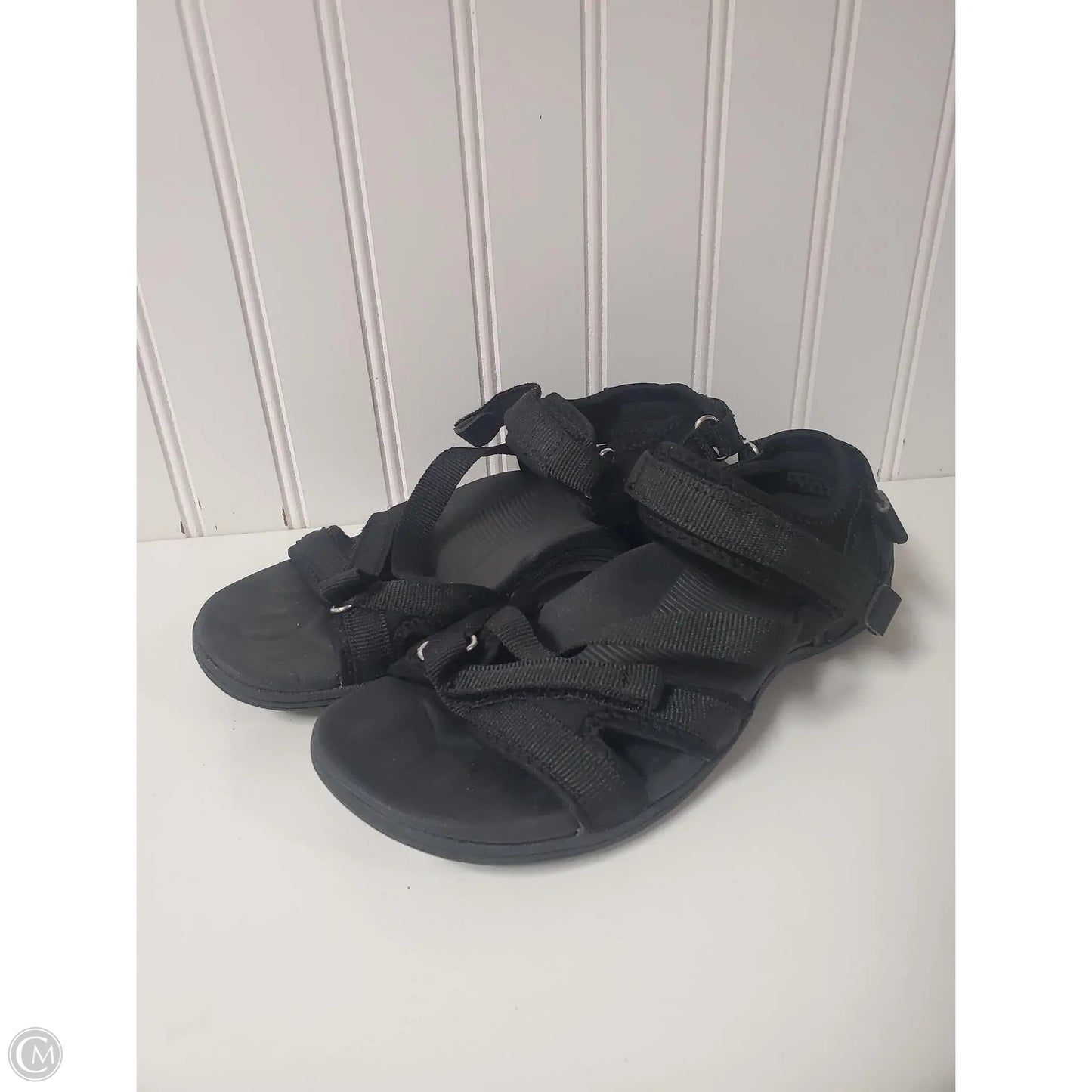 Sandals Flats By Clothes Mentor In Black, Size: 6