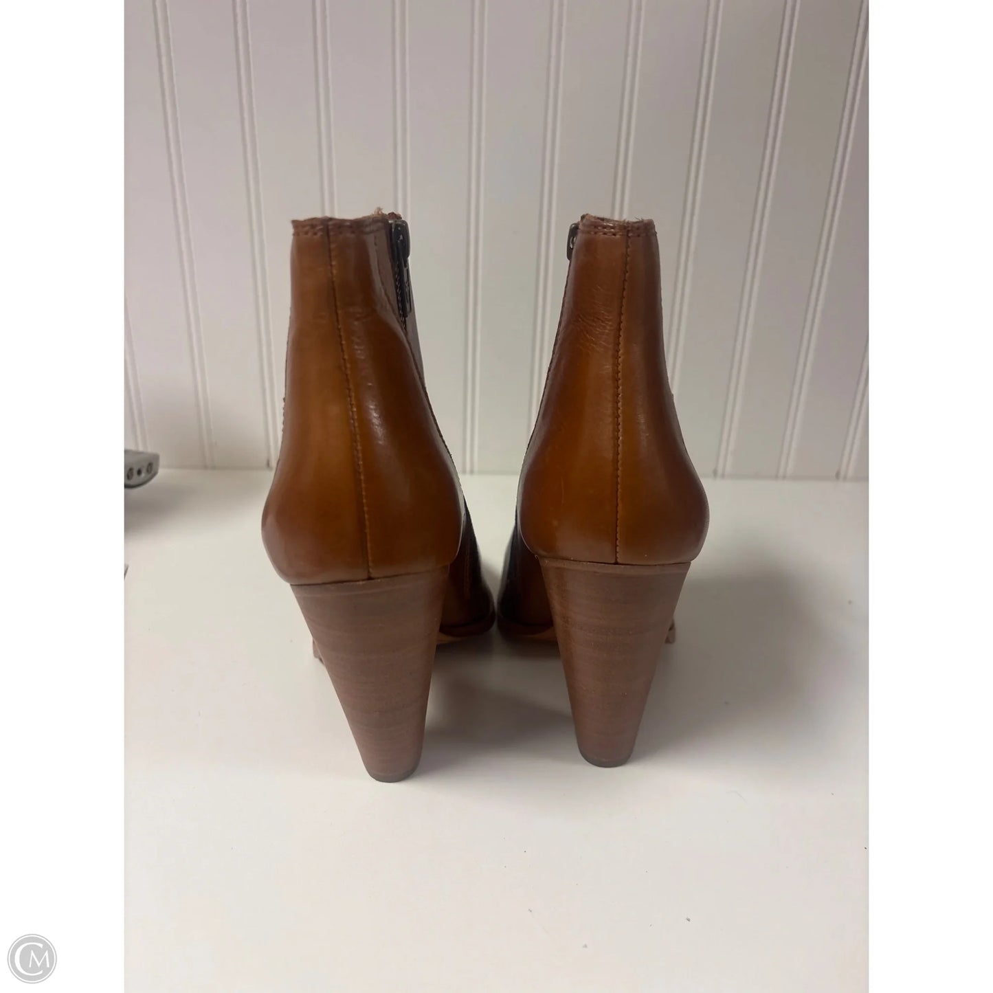 Boots Designer By Frye In Brown, Size: 9