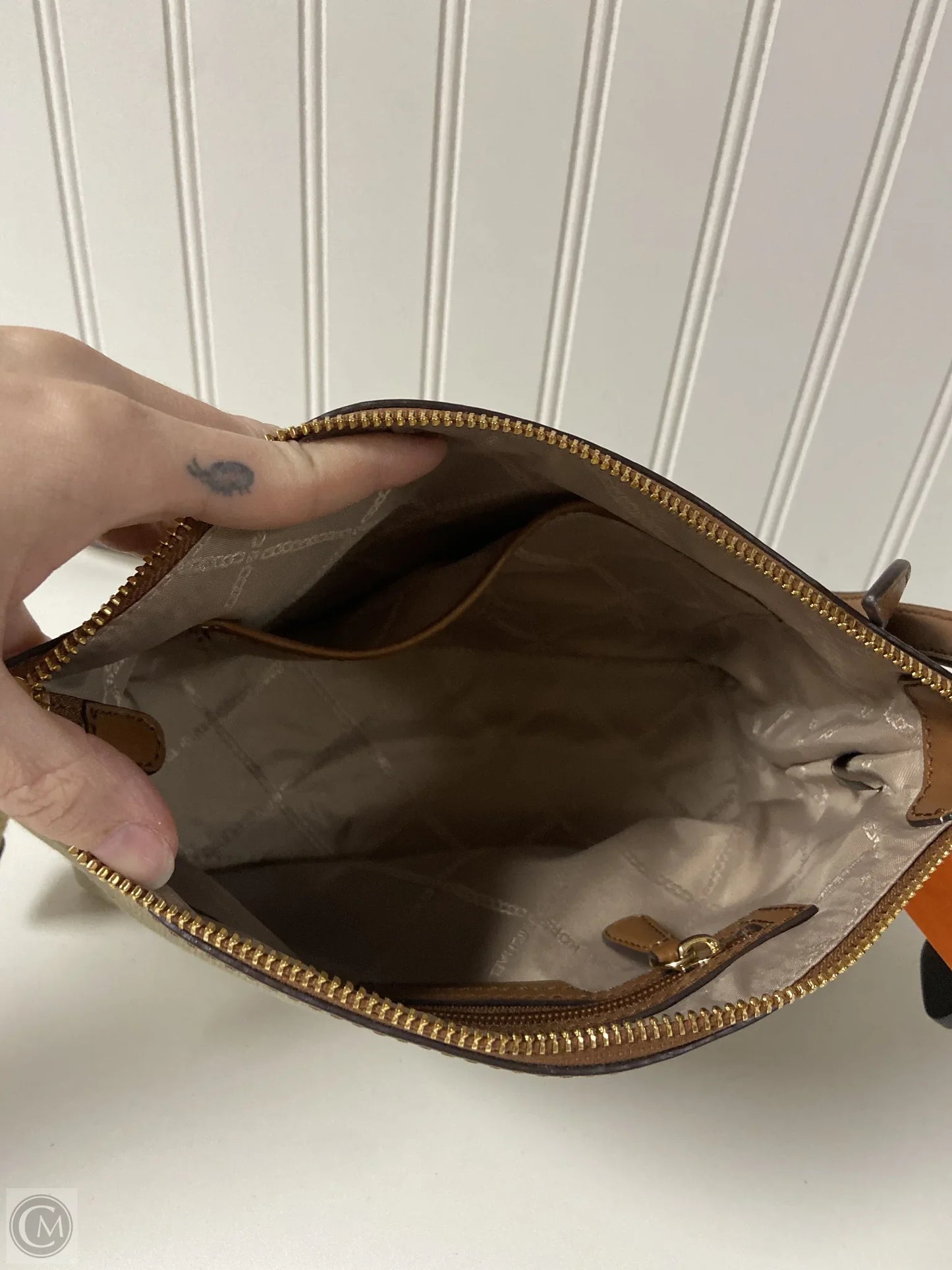 Handbag Designer By Michael Kors Size: Medium