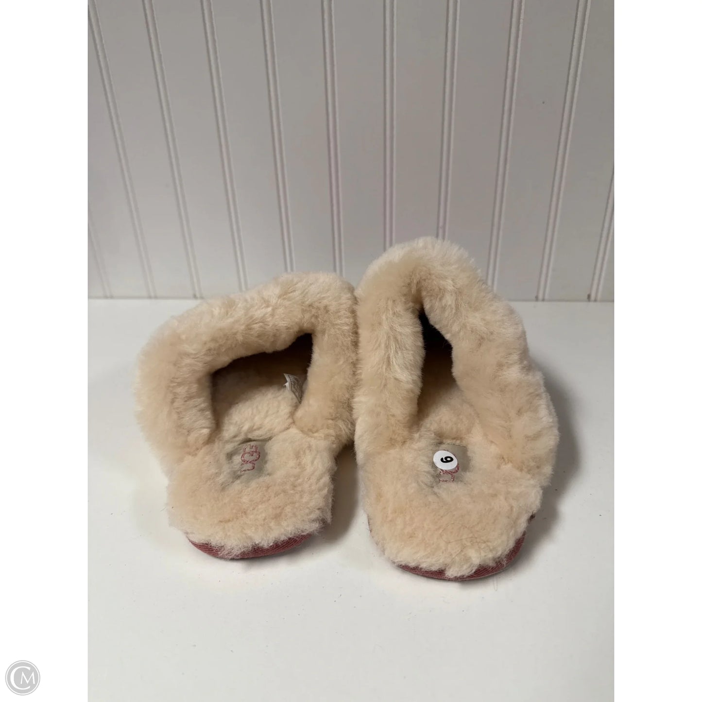 Slippers Designer By Ugg In Pink, Size: 9