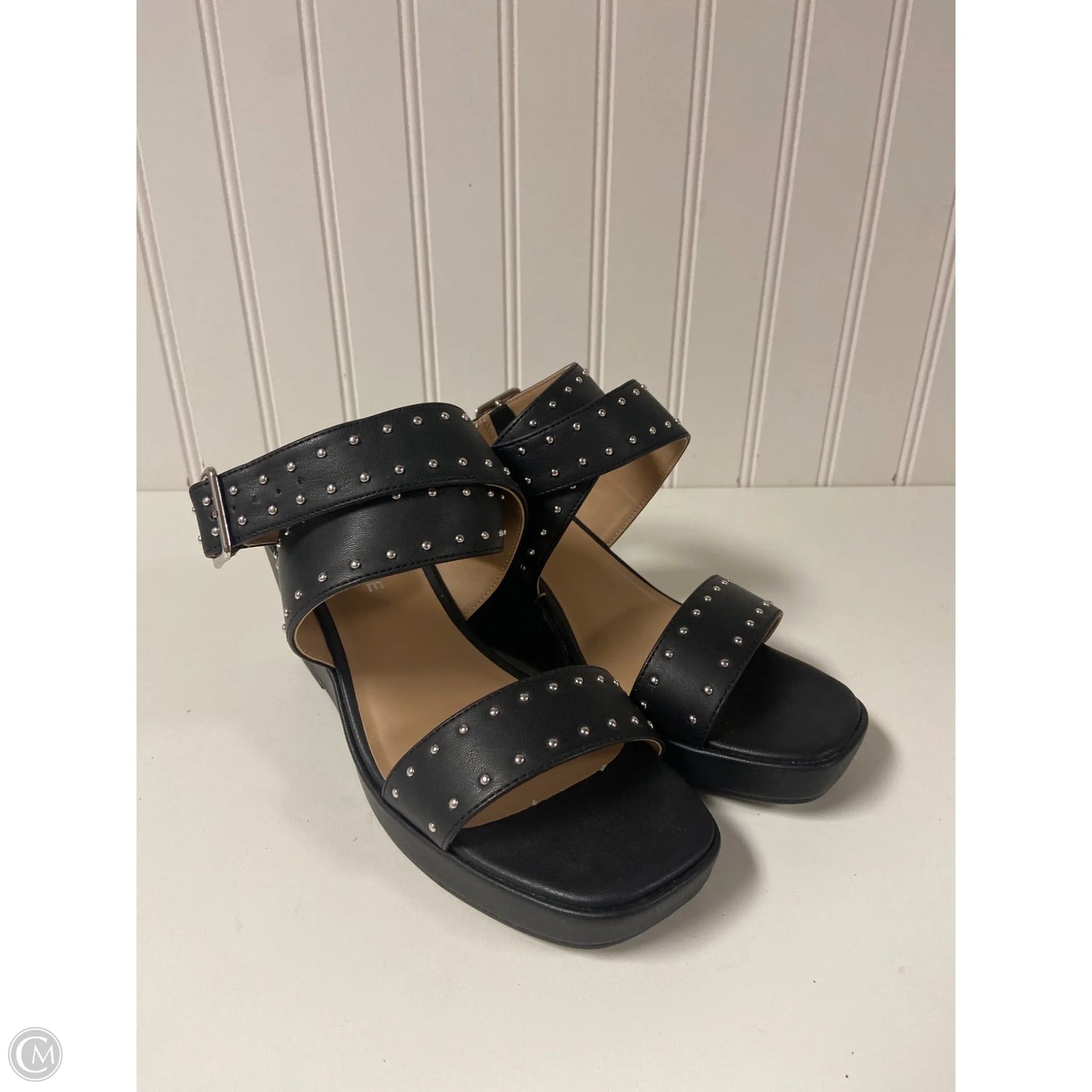 Sandals Heels Wedge By Clothes Mentor In Black, Size: 6.5
