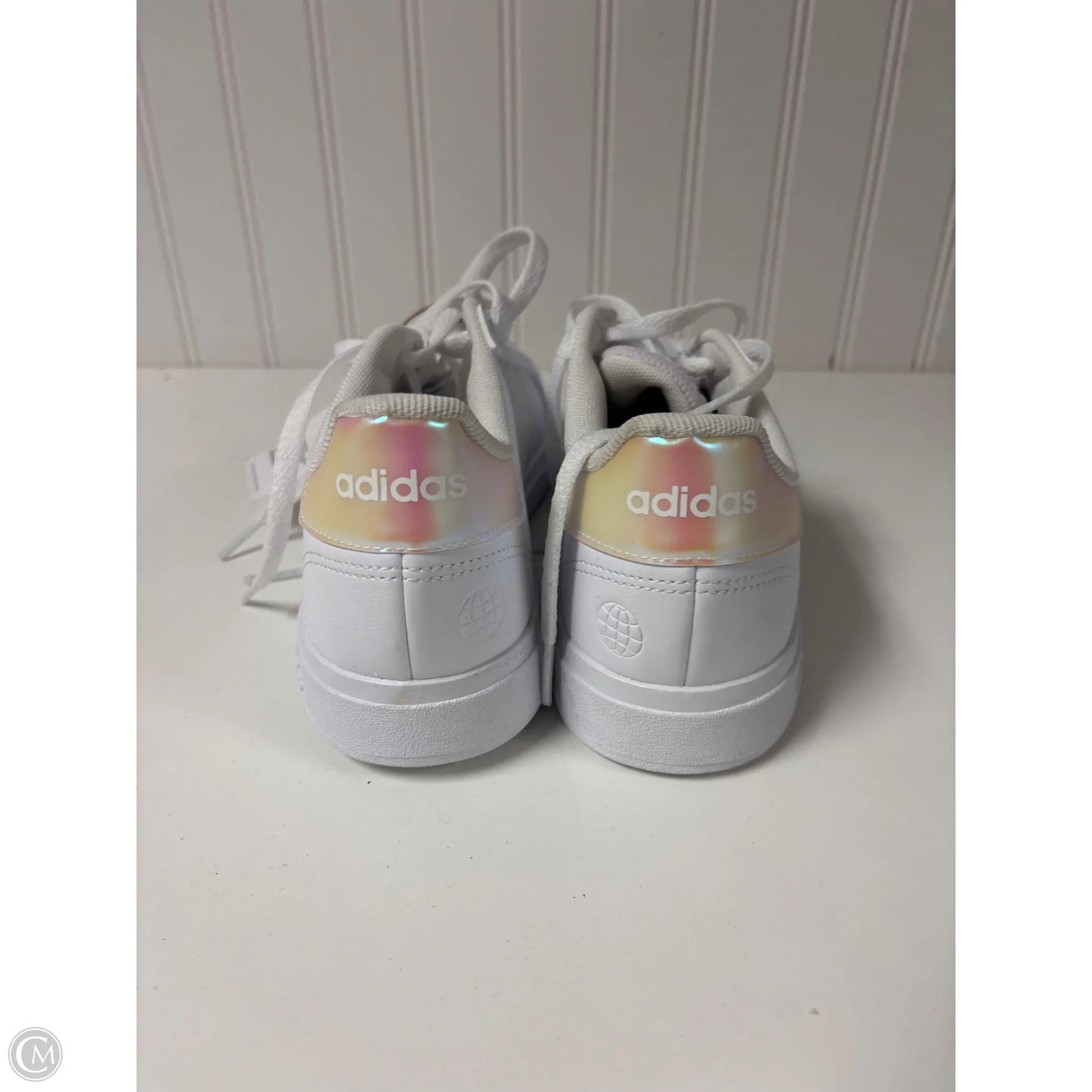 Shoes Sneakers By Adidas In White, Size: 7
