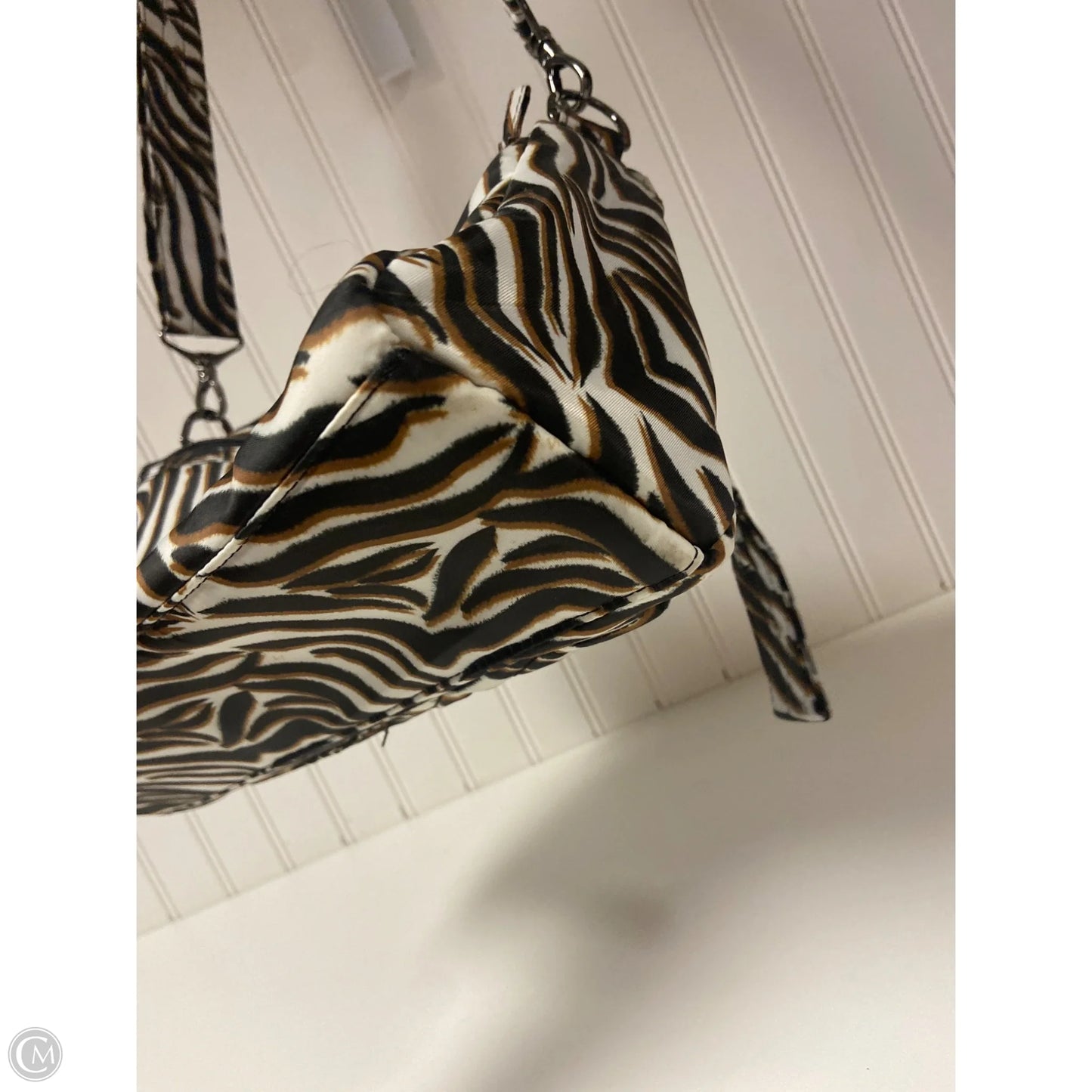 Crossbody By Clothes Mentor, Size: Large