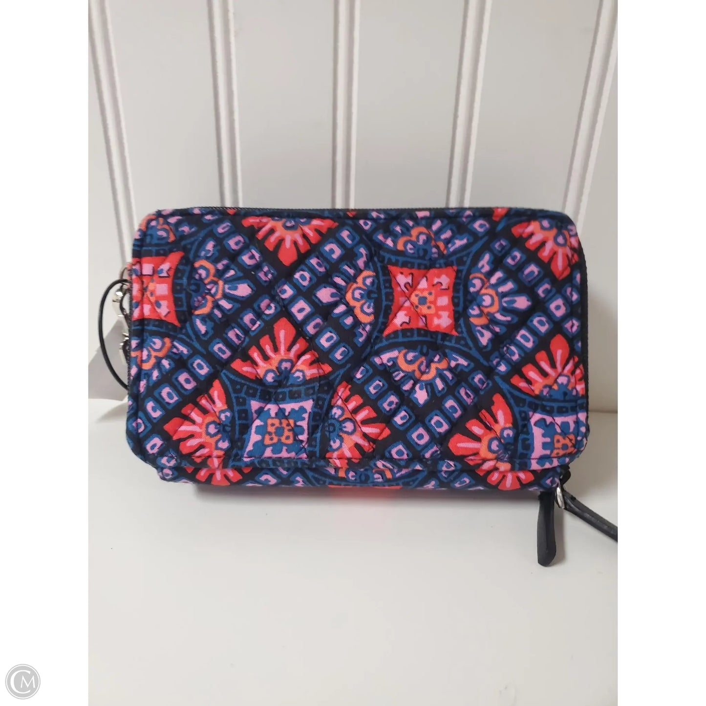 Wristlet By Vera Bradley, Size: Small