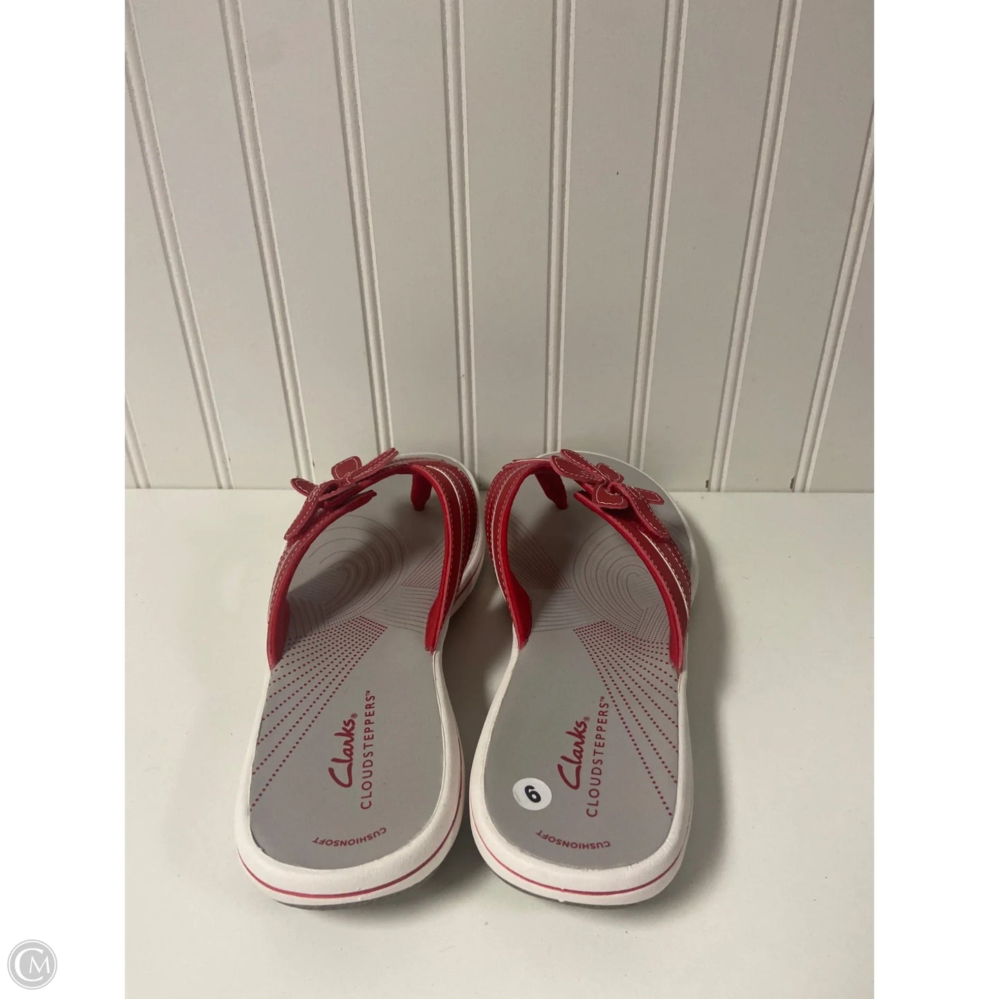 Sandals Flip Flops By Clarks In Grey & Red, Size: 9