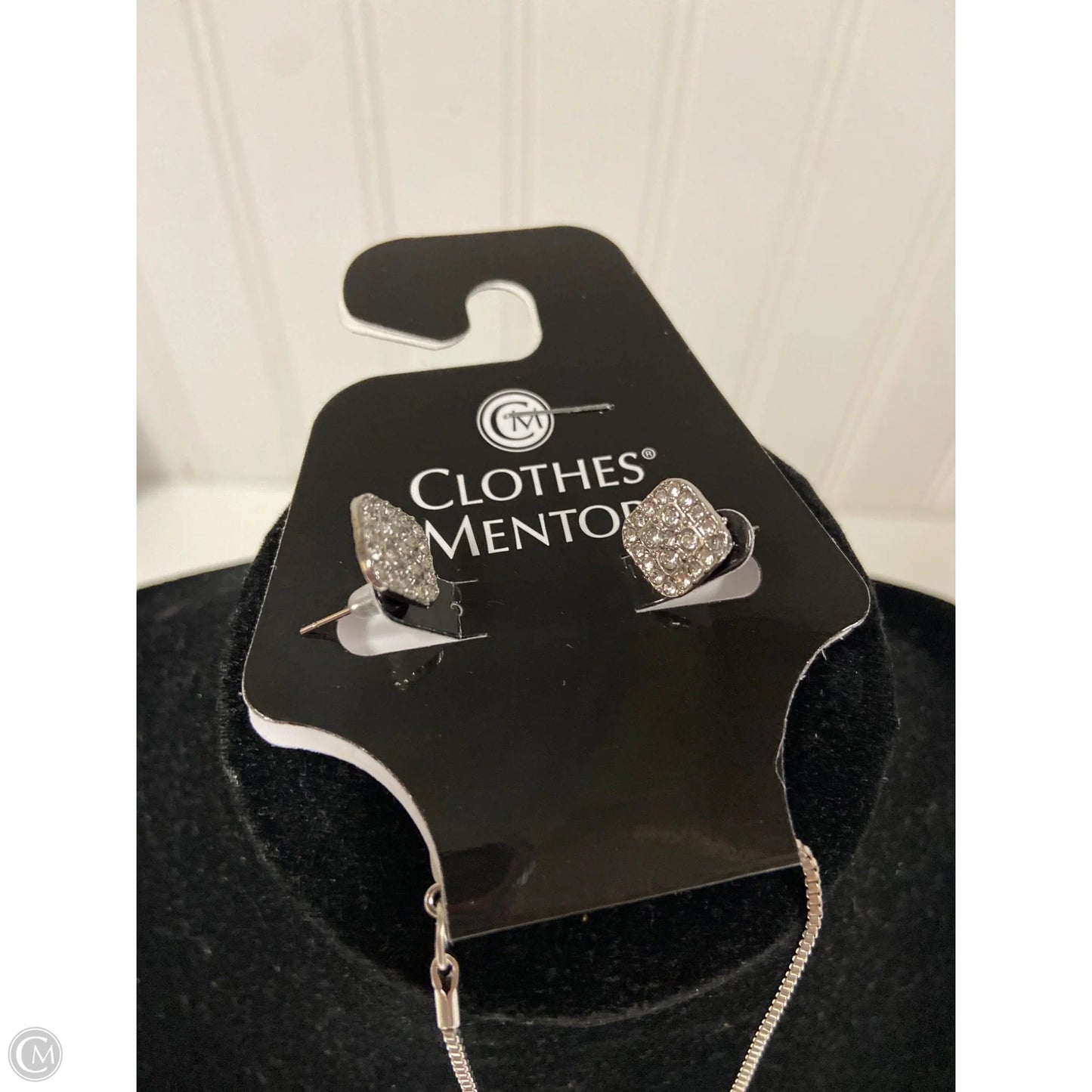 Necklace Set By Clothes Mentor, Size: 02 Piece Set