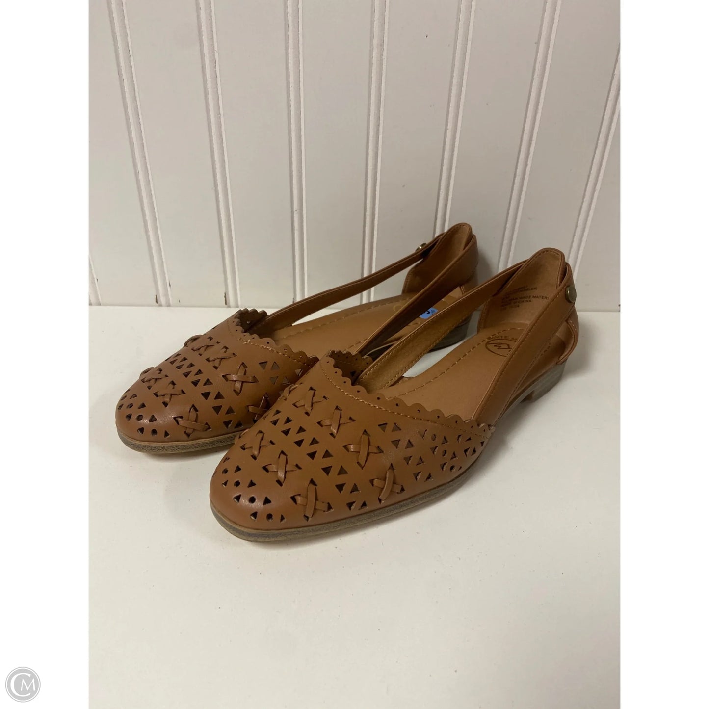 Shoes Flats By White Mountain In Tan, Size: 6