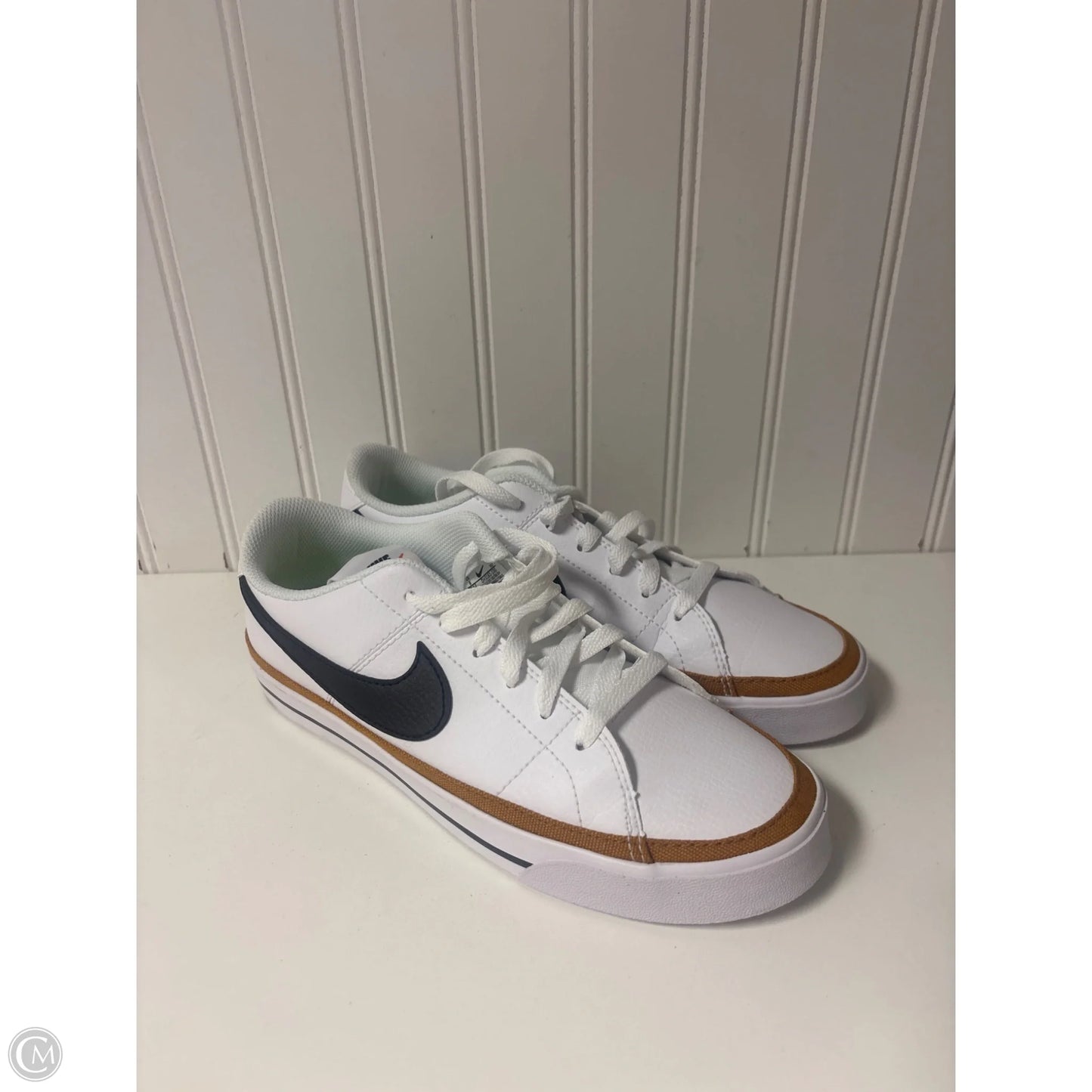 Shoes Sneakers By Nike In Tan & White, Size: 8