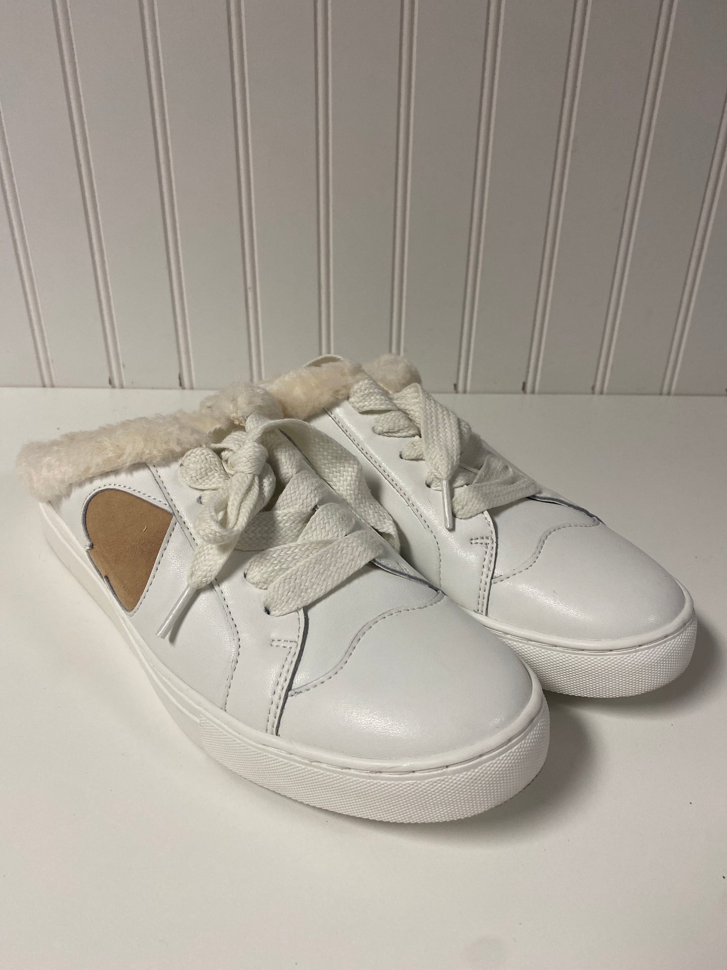 Shoes Designer By Kate Spade In White, Size: 11
