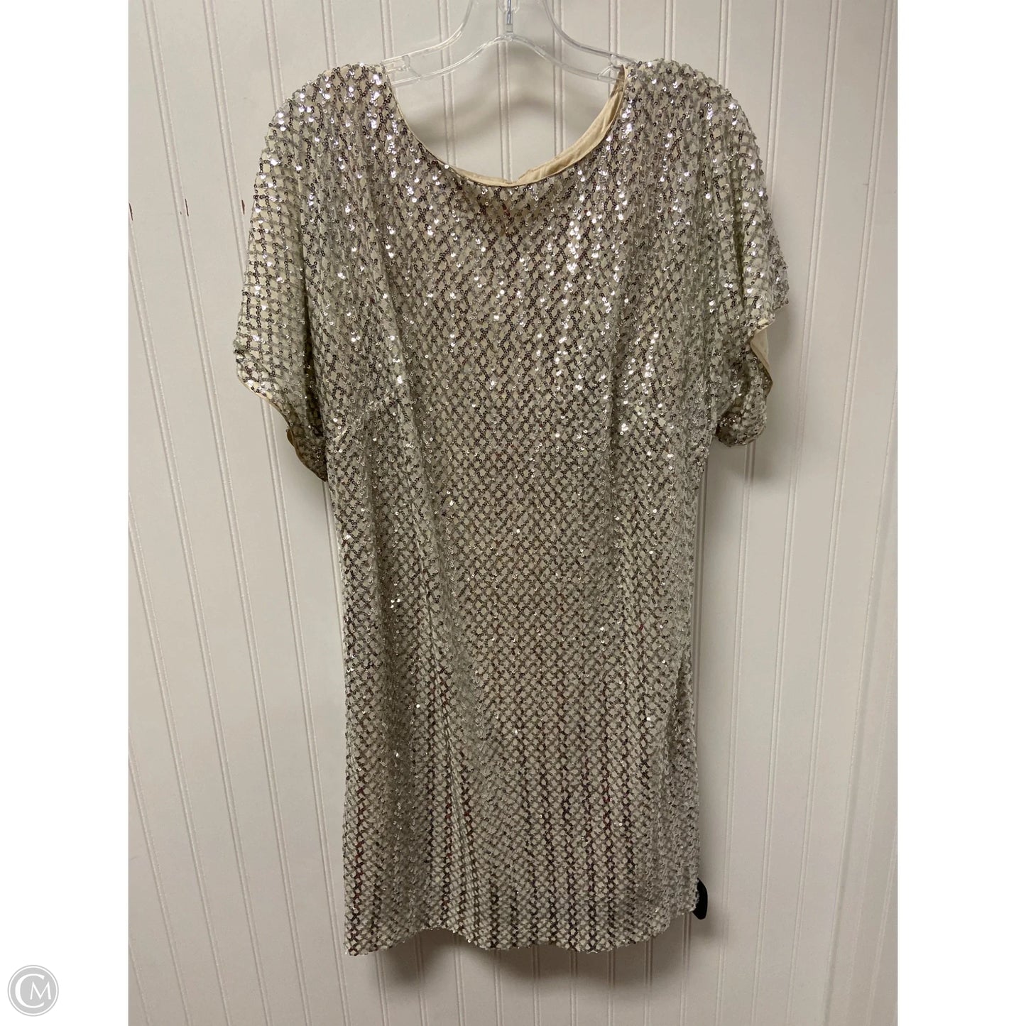 Dress Party Short By Vince Camuto In Silver, Size: M