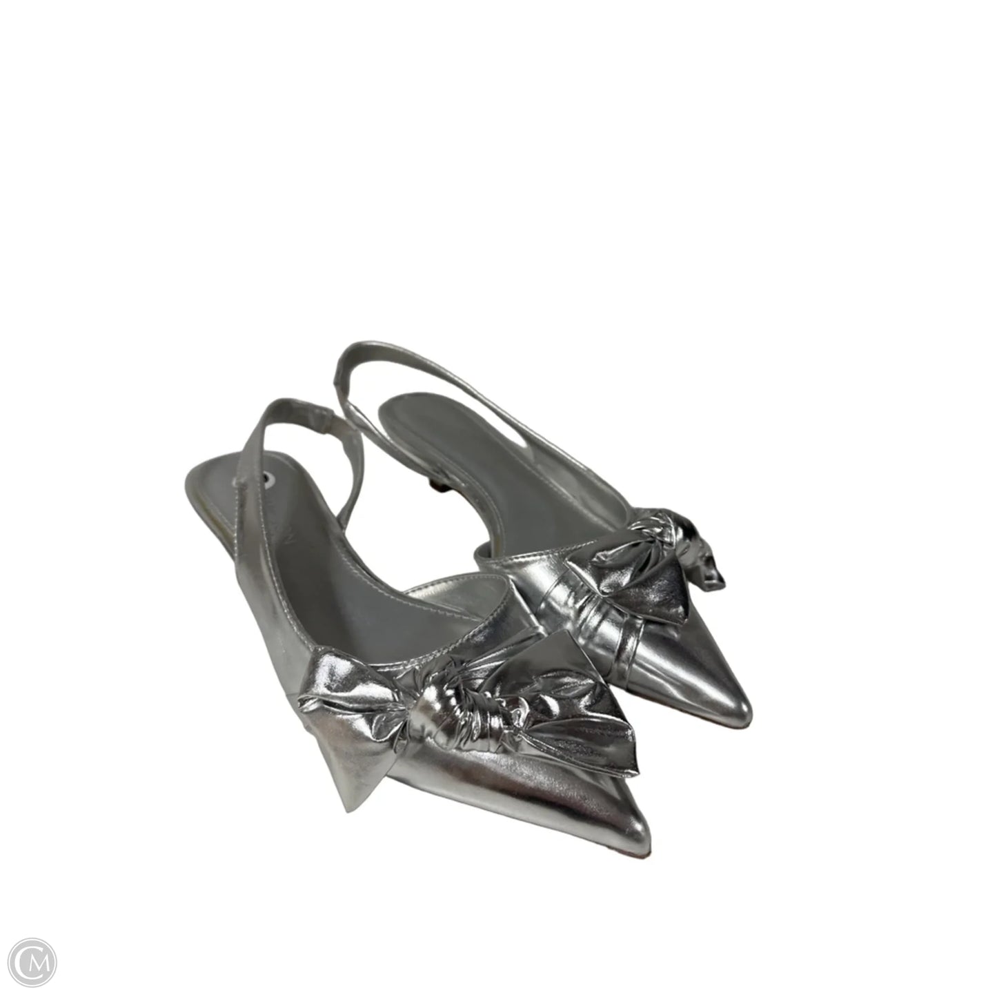 Shoes Heels Kitten By Clothes Mentor In Silver, Size: 6.5