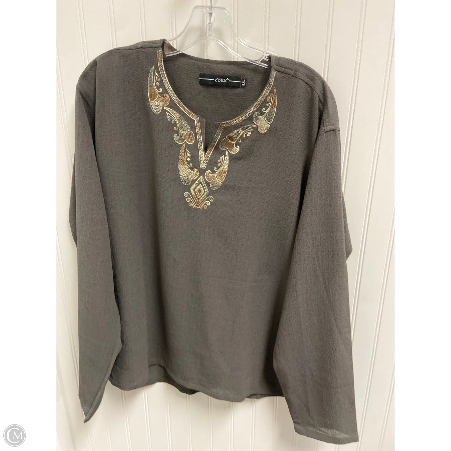 Top Long Sleeve By Clothes Mentor In Grey, Size: Xxl