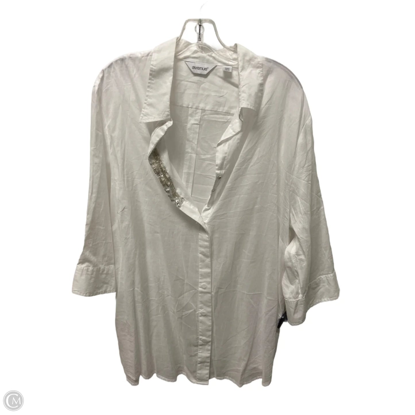 Top Long Sleeve By Avenue In White, Size: 1x
